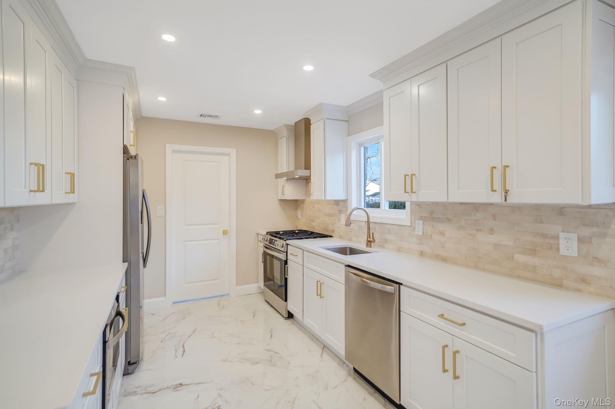 12 Chelmsford Drive, Wheatley Heights, NY 11798