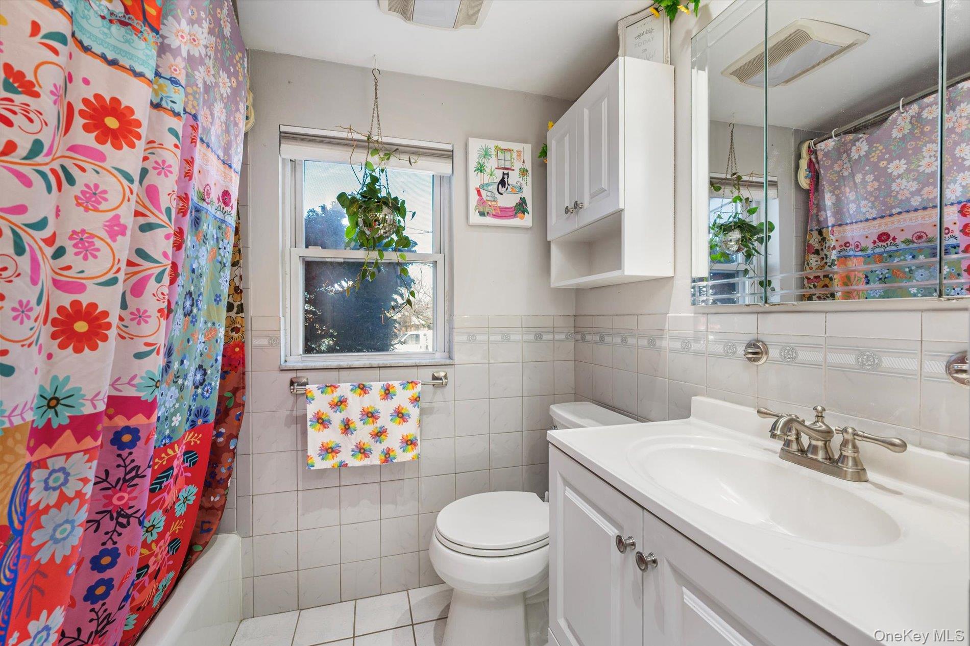 245 53rd Street, Lindenhurst, NY 11757