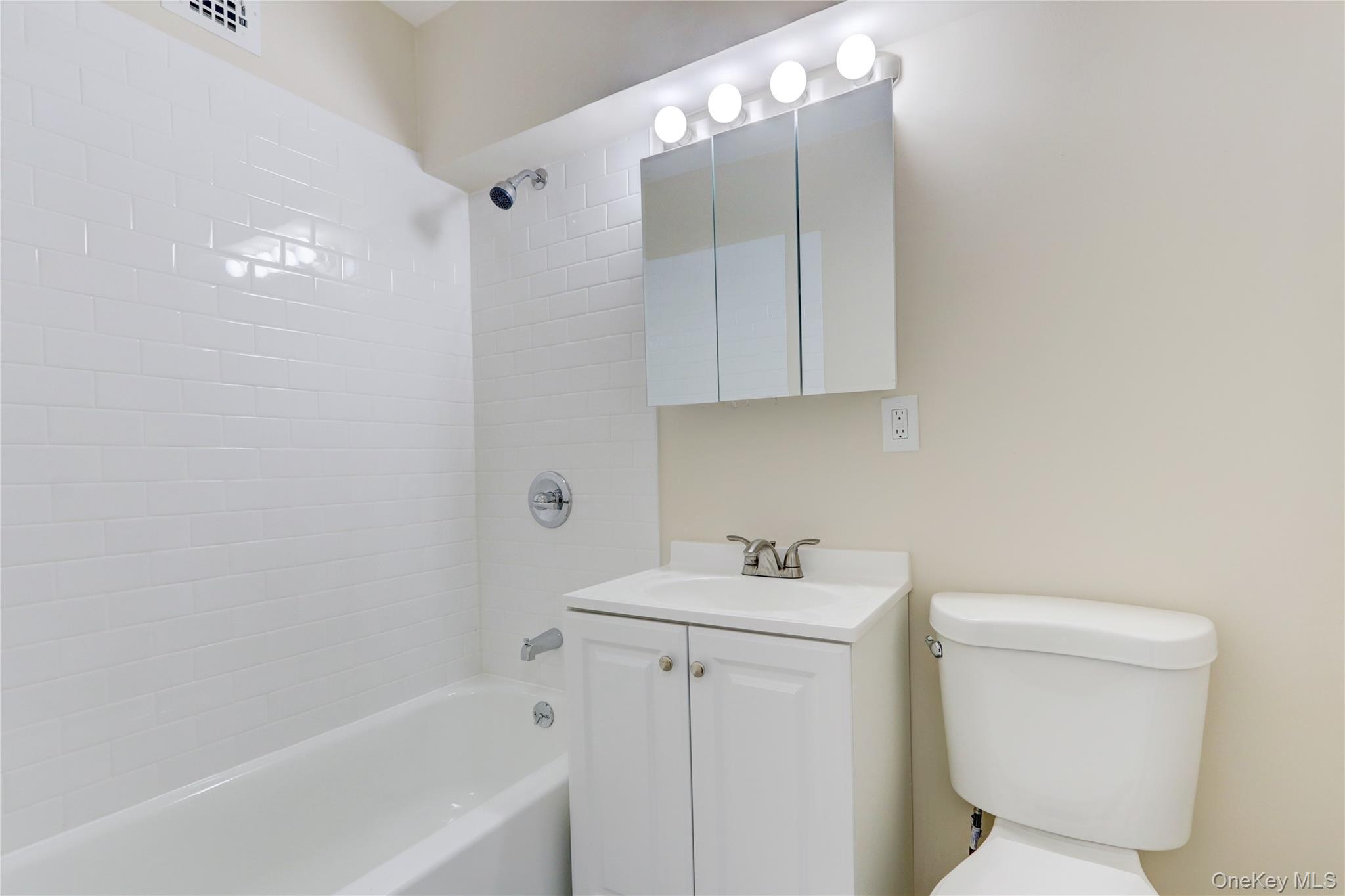 3201 Grand Concourse # 4M, Bronx, NY 10468