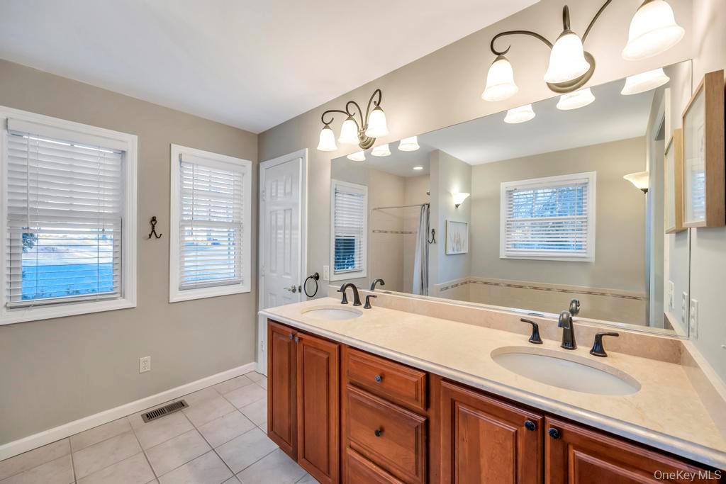 20 Tulip Court, Moriches, NY 11955