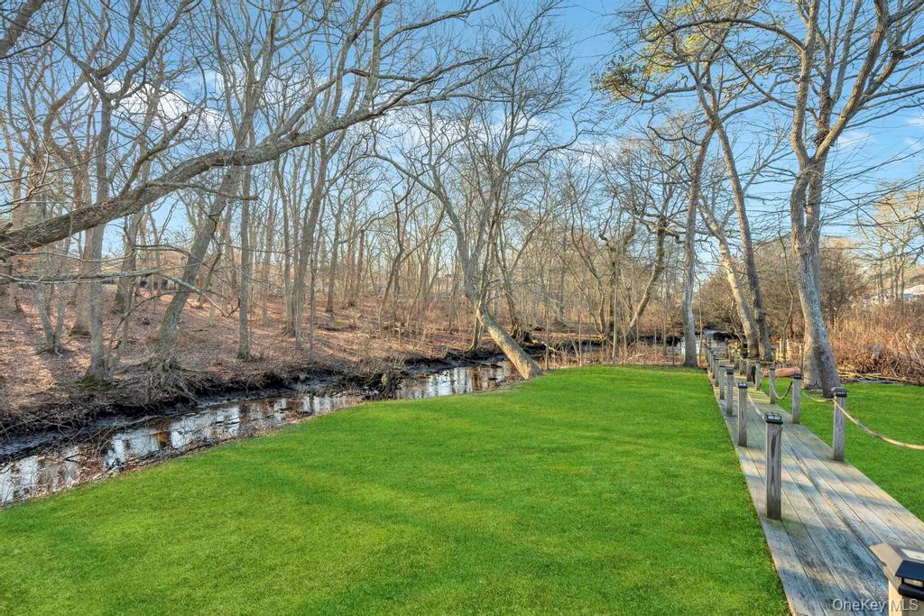 20 Tulip Court, Moriches, NY 11955