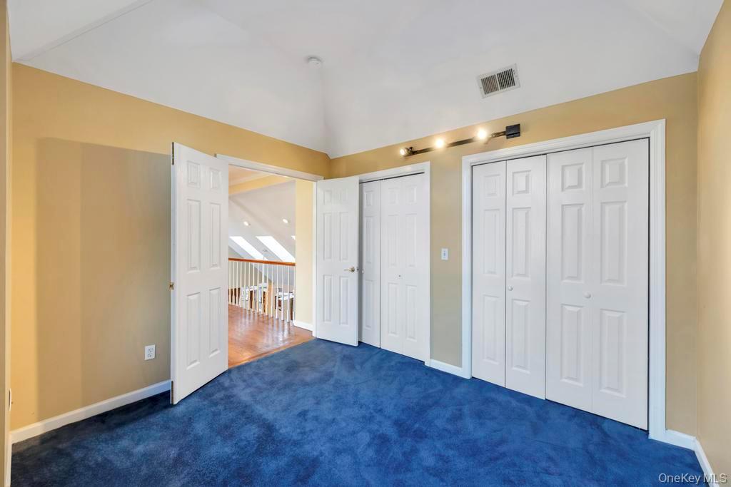 20 Tulip Court, Moriches, NY 11955