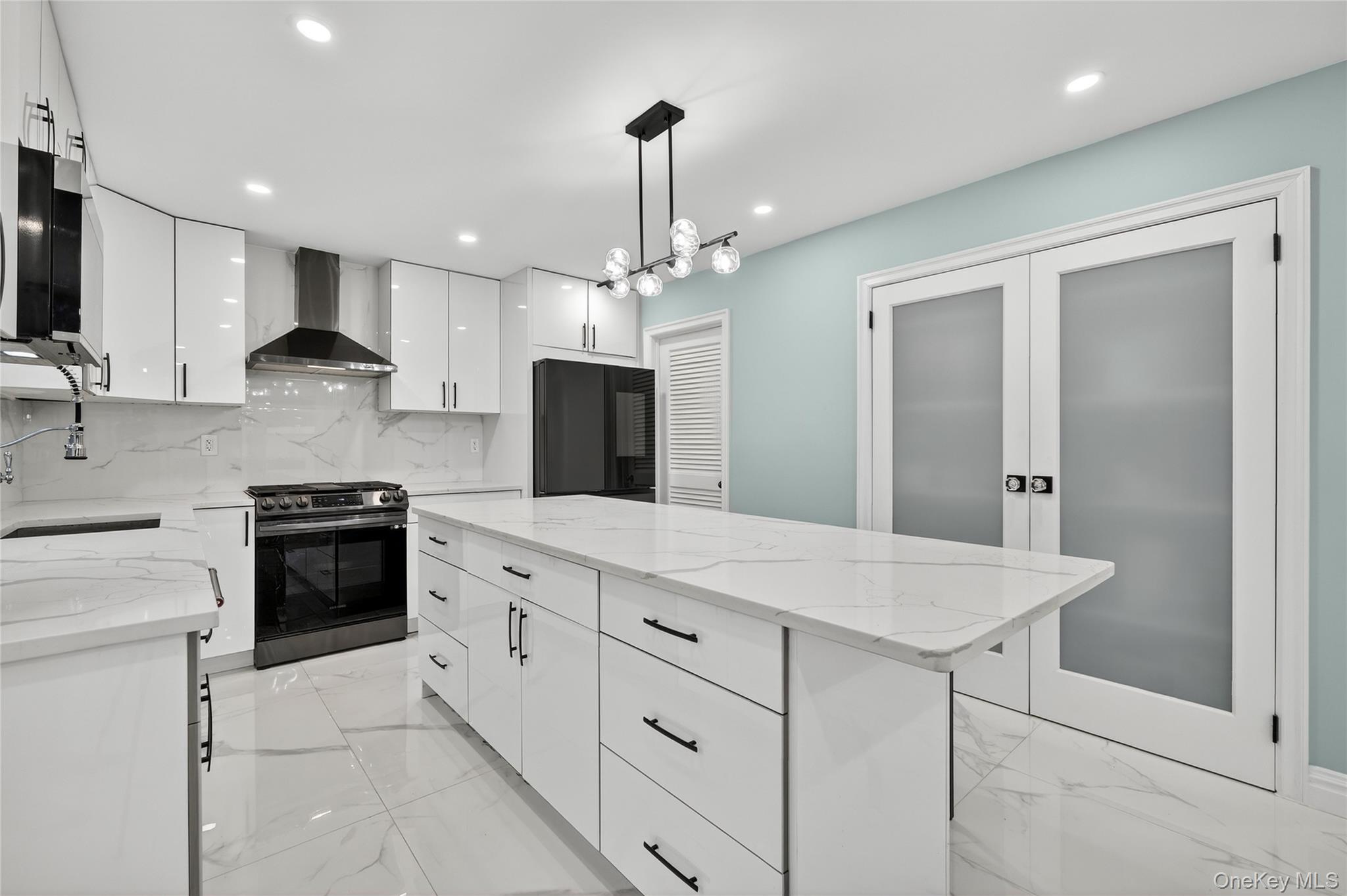 21 Green Avenue, Valley Cottage, NY 10989