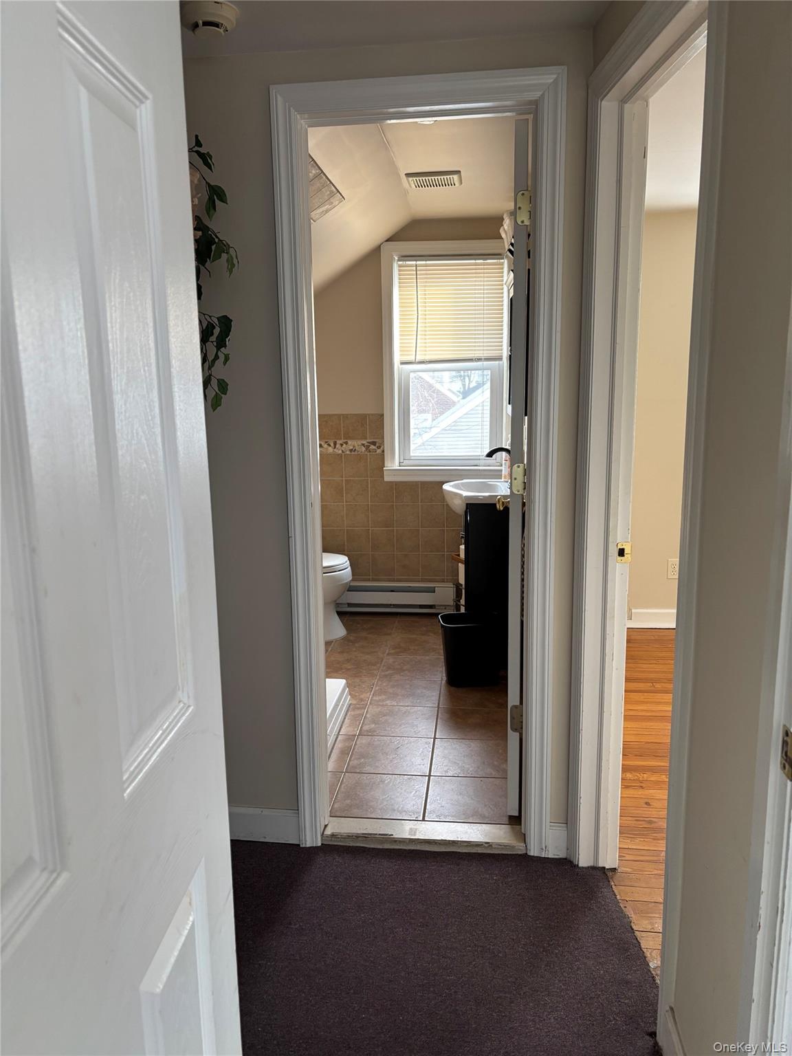 39 W Jericho Turnpike, Mineola, NY 11501