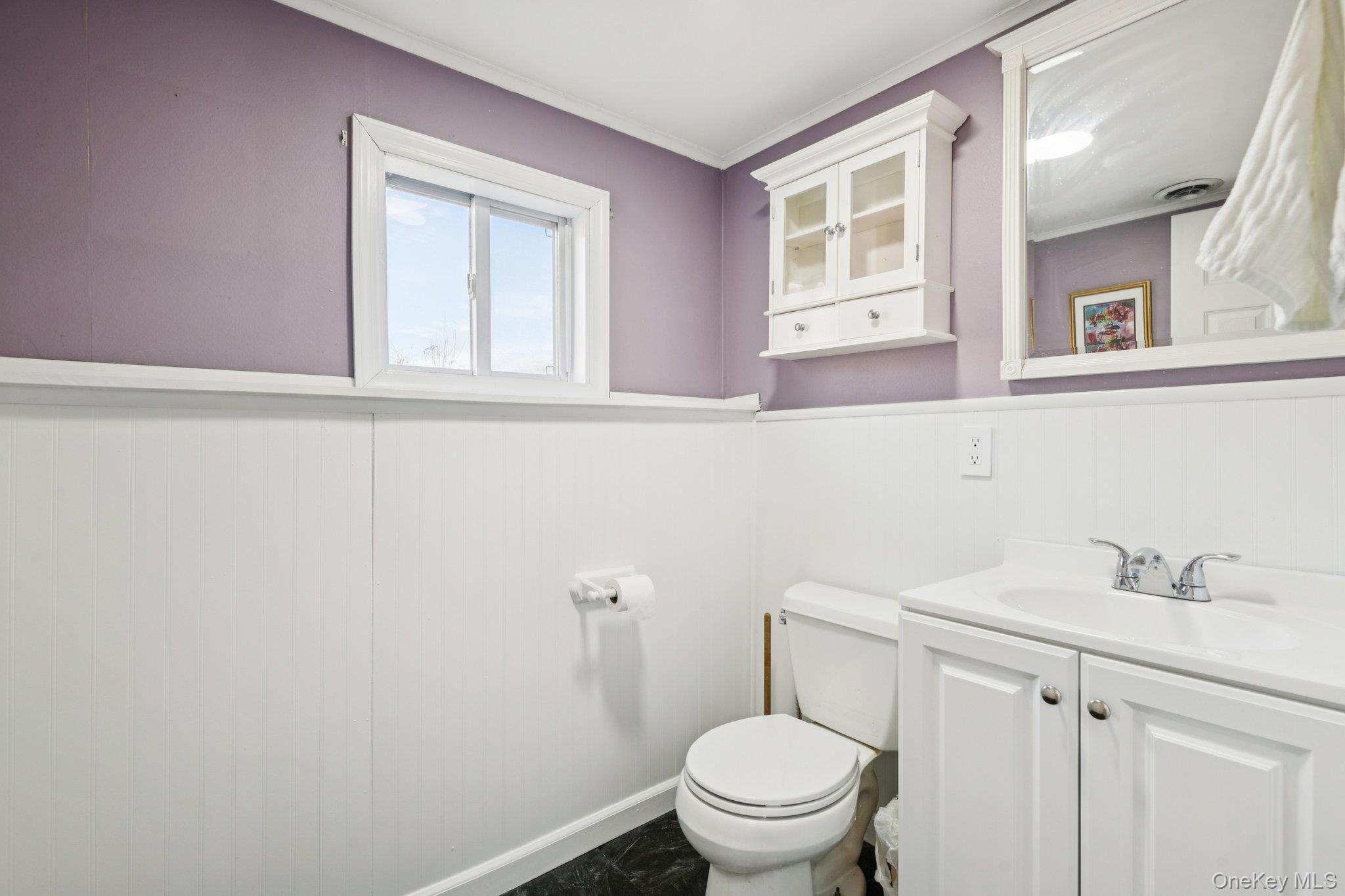 4 Oakley Drive, Huntington Station, NY 11746