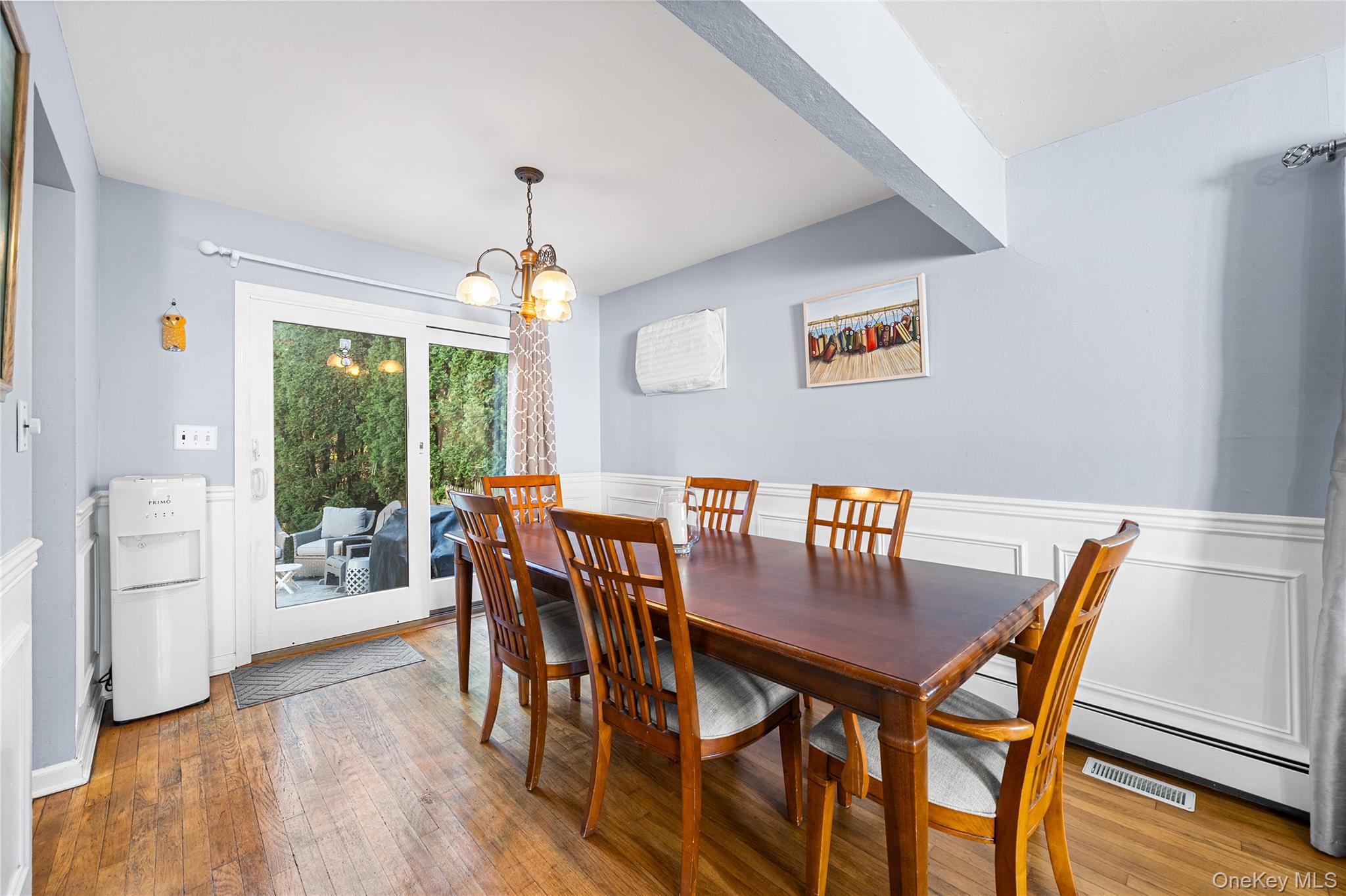 27 Gaylore Drive S, Amityville, NY 11701