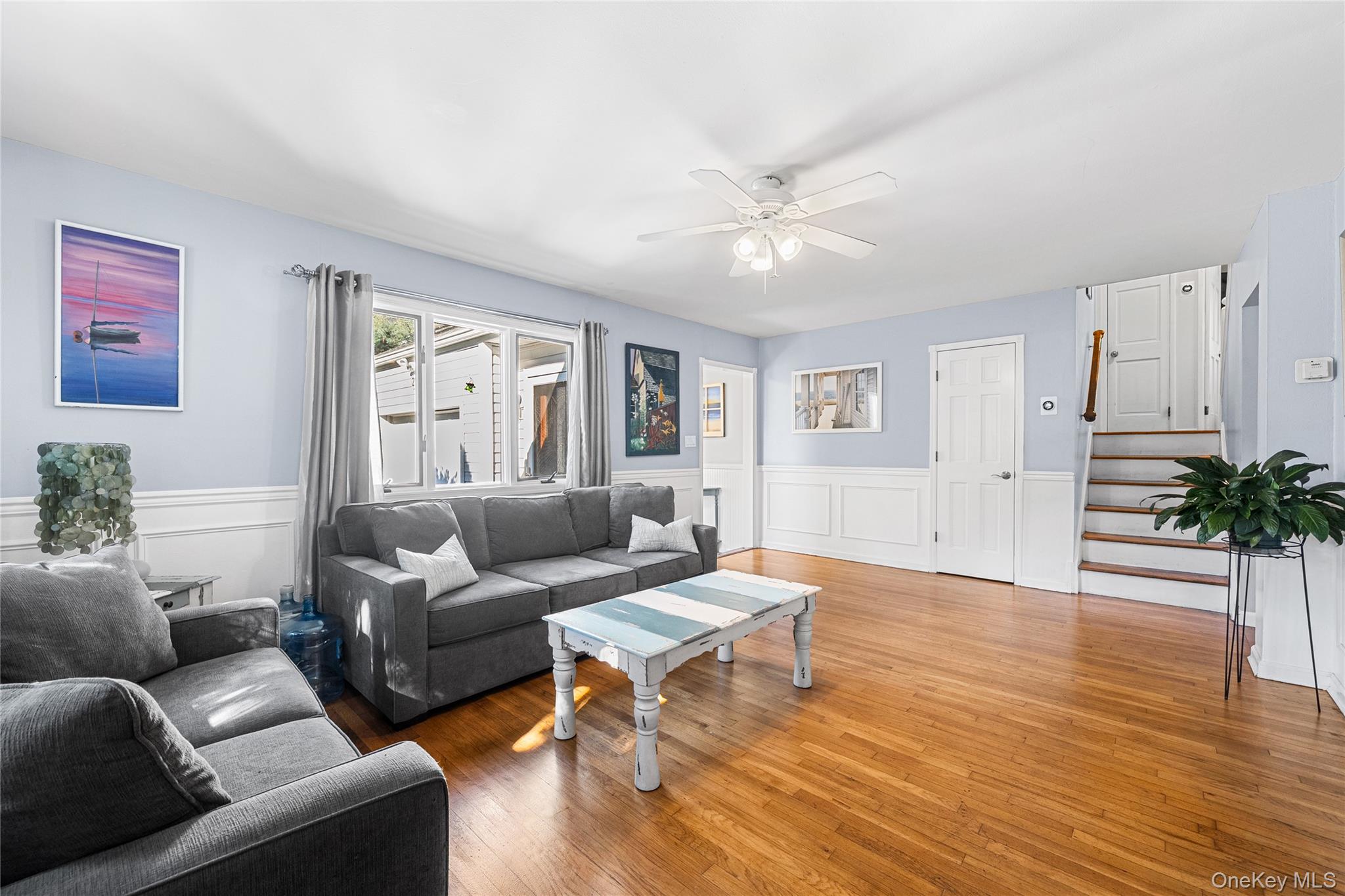 27 Gaylore Drive S, Amityville, NY 11701