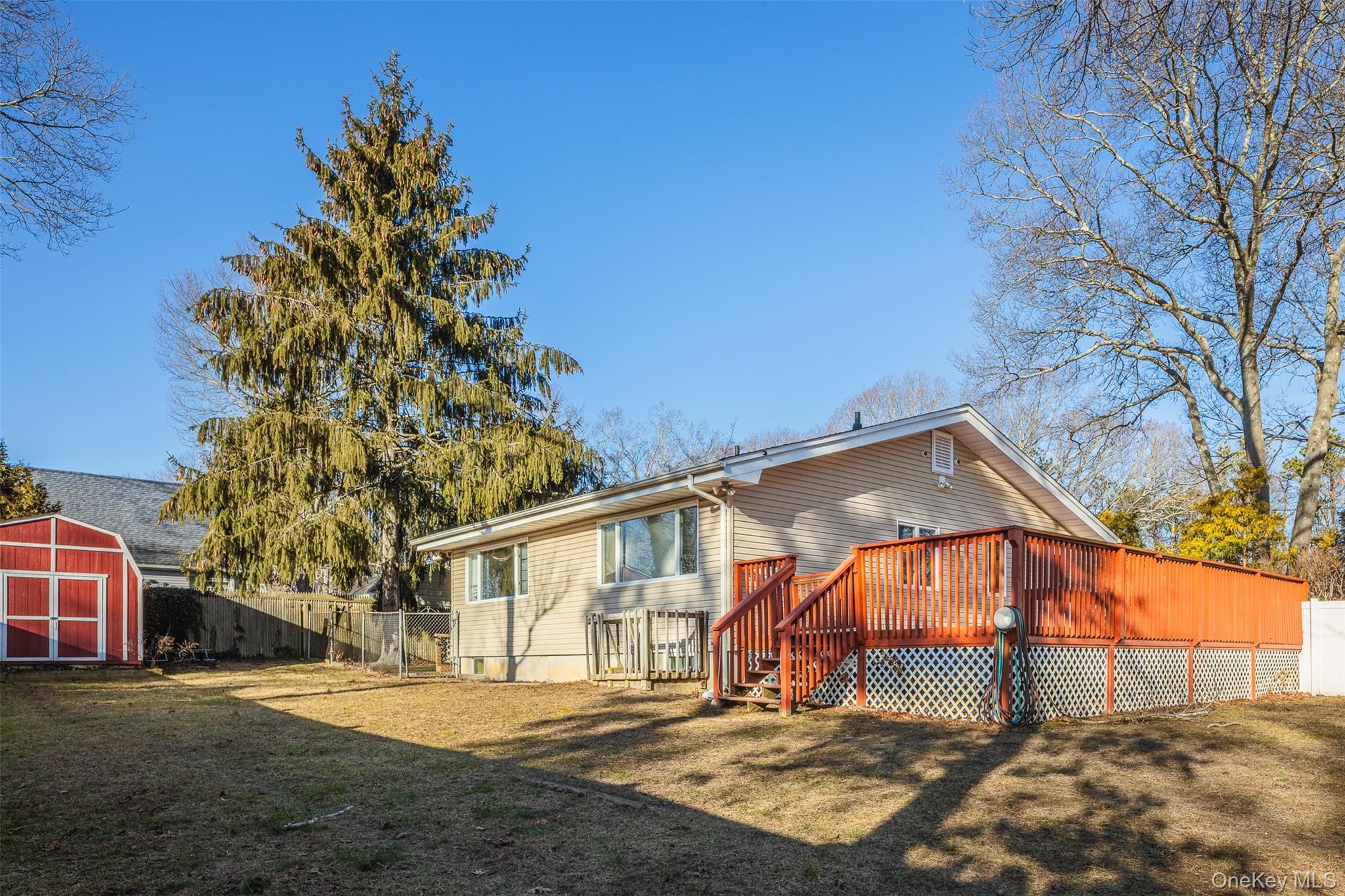 2 Fenwick Street, Mastic, NY 11950