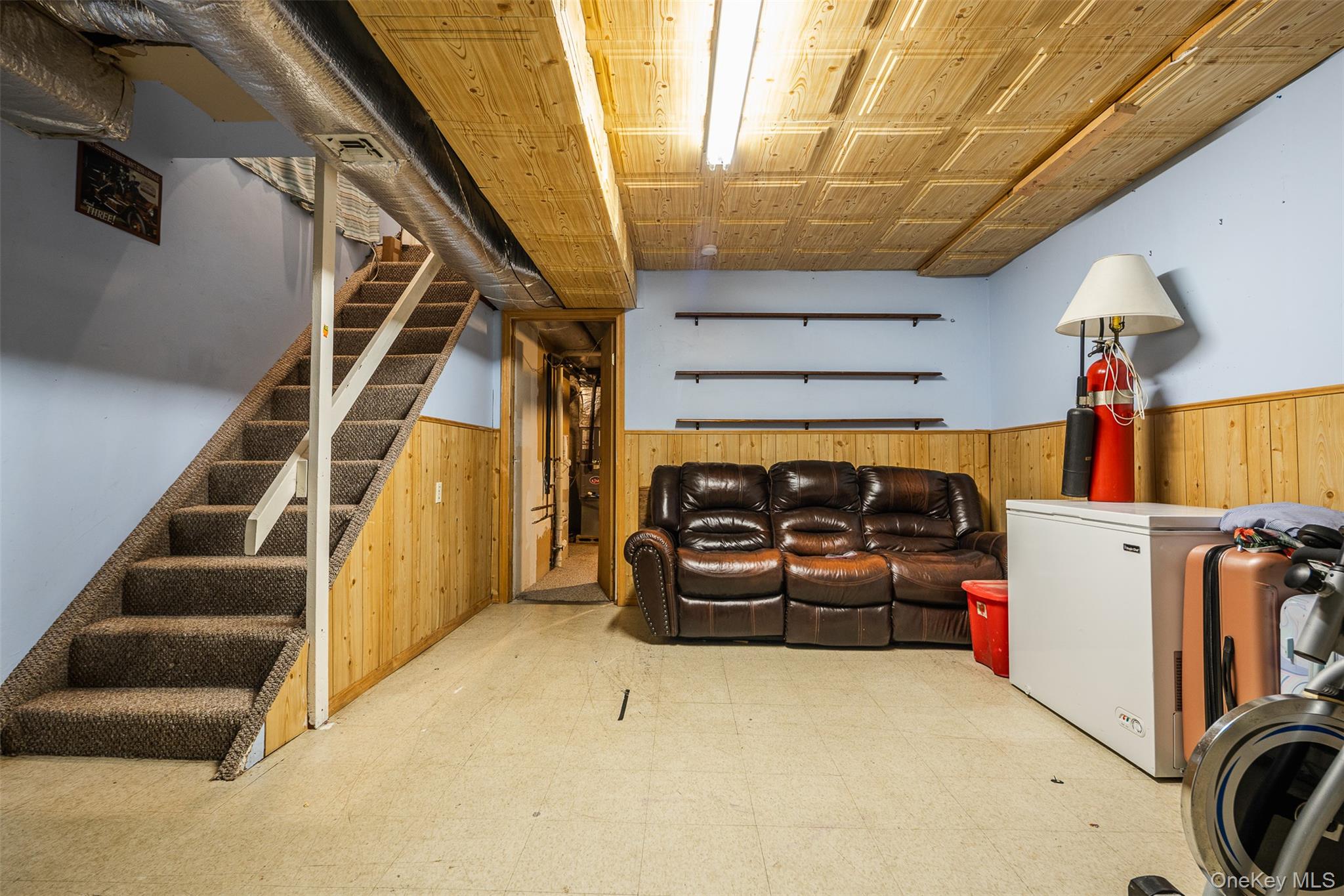 2 Fenwick Street, Mastic, NY 11950