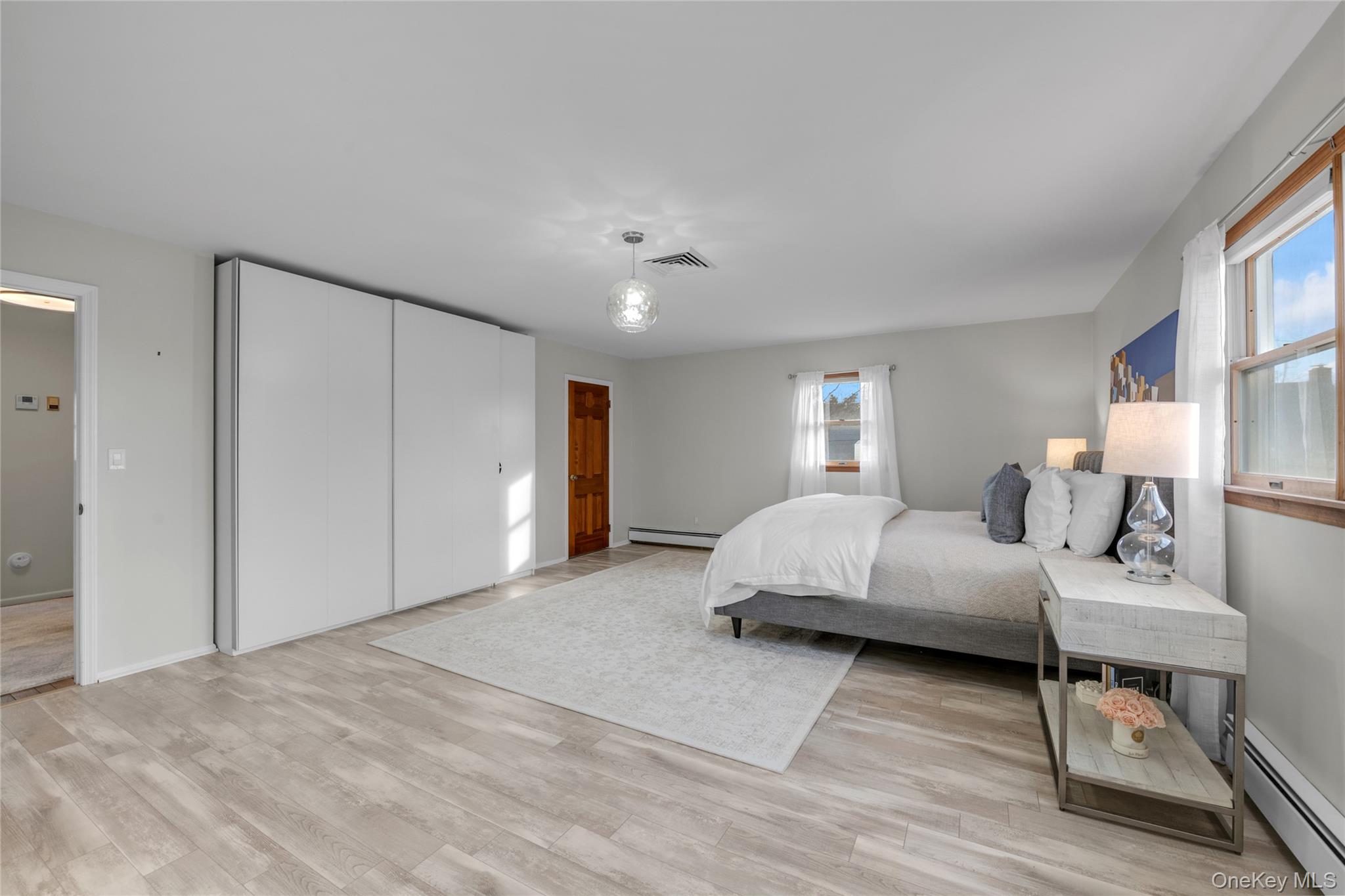 29 3rd Avenue, Port Washington, NY 11050