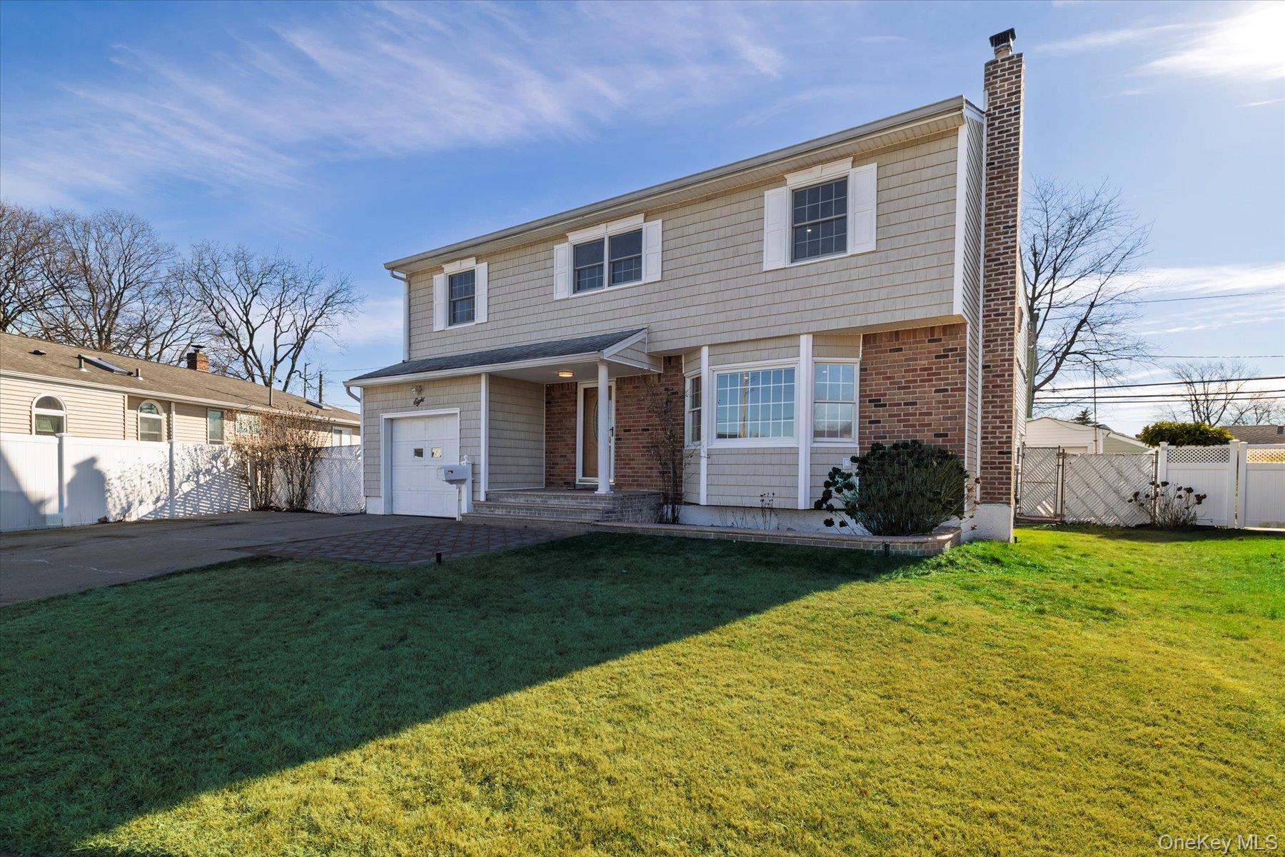 8 Patricia Court, Bethpage, NY 11714