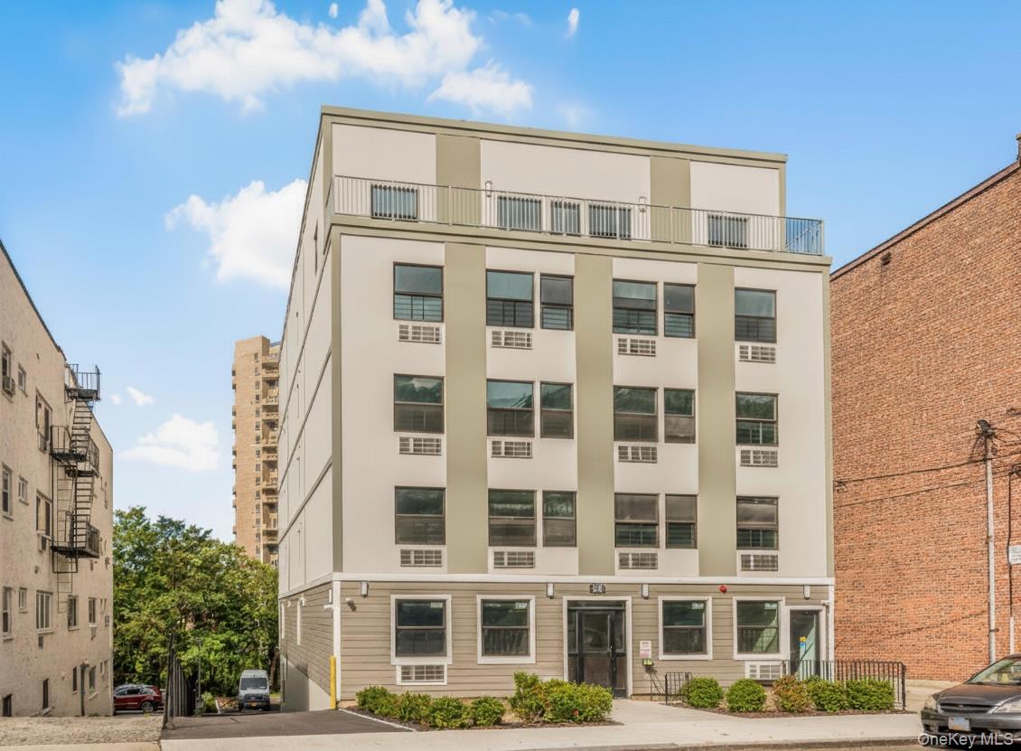 409 Warburton Avenue # 3A, Yonkers, NY 10701