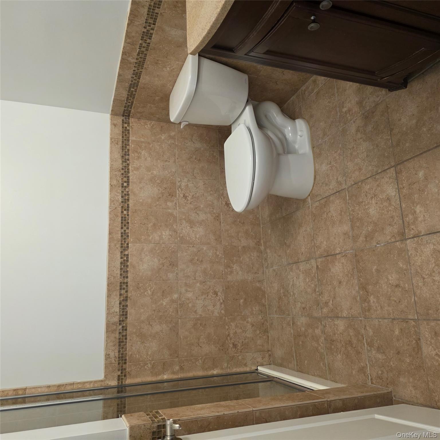 3025 Sunrise Highway # 20, Islip Terrace, NY 11752