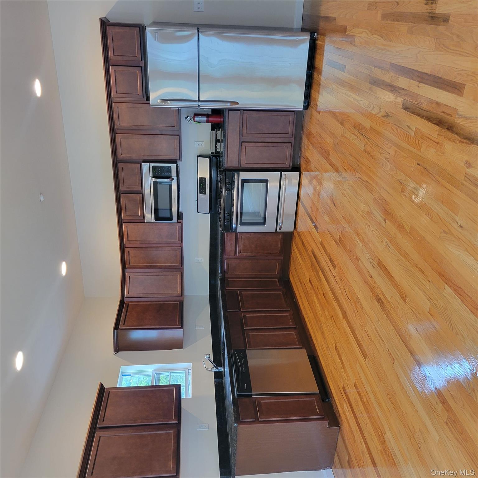 3025 Sunrise Highway # 20, Islip Terrace, NY 11752