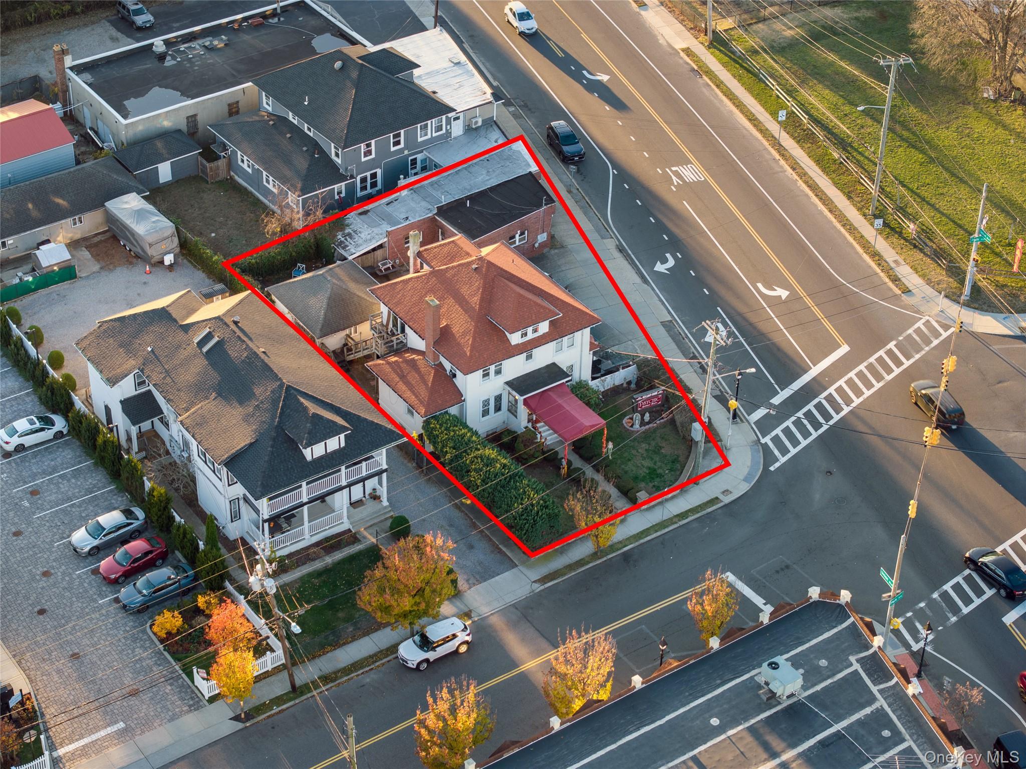 70 Park Avenue, Bay Shore, NY 11706