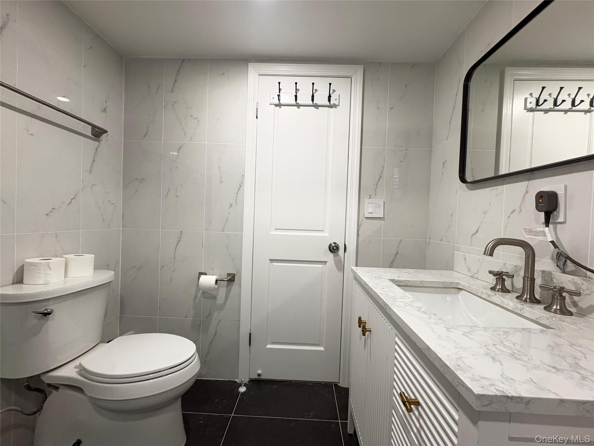 41-75 Morgan Street, Little Neck, NY 11363