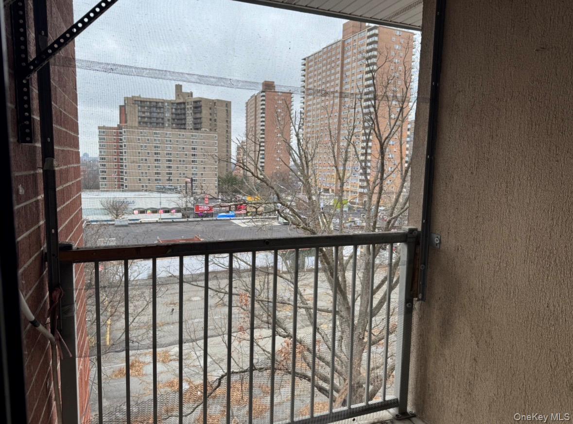 43-20 Union Street # 6D, Flushing, NY 11355