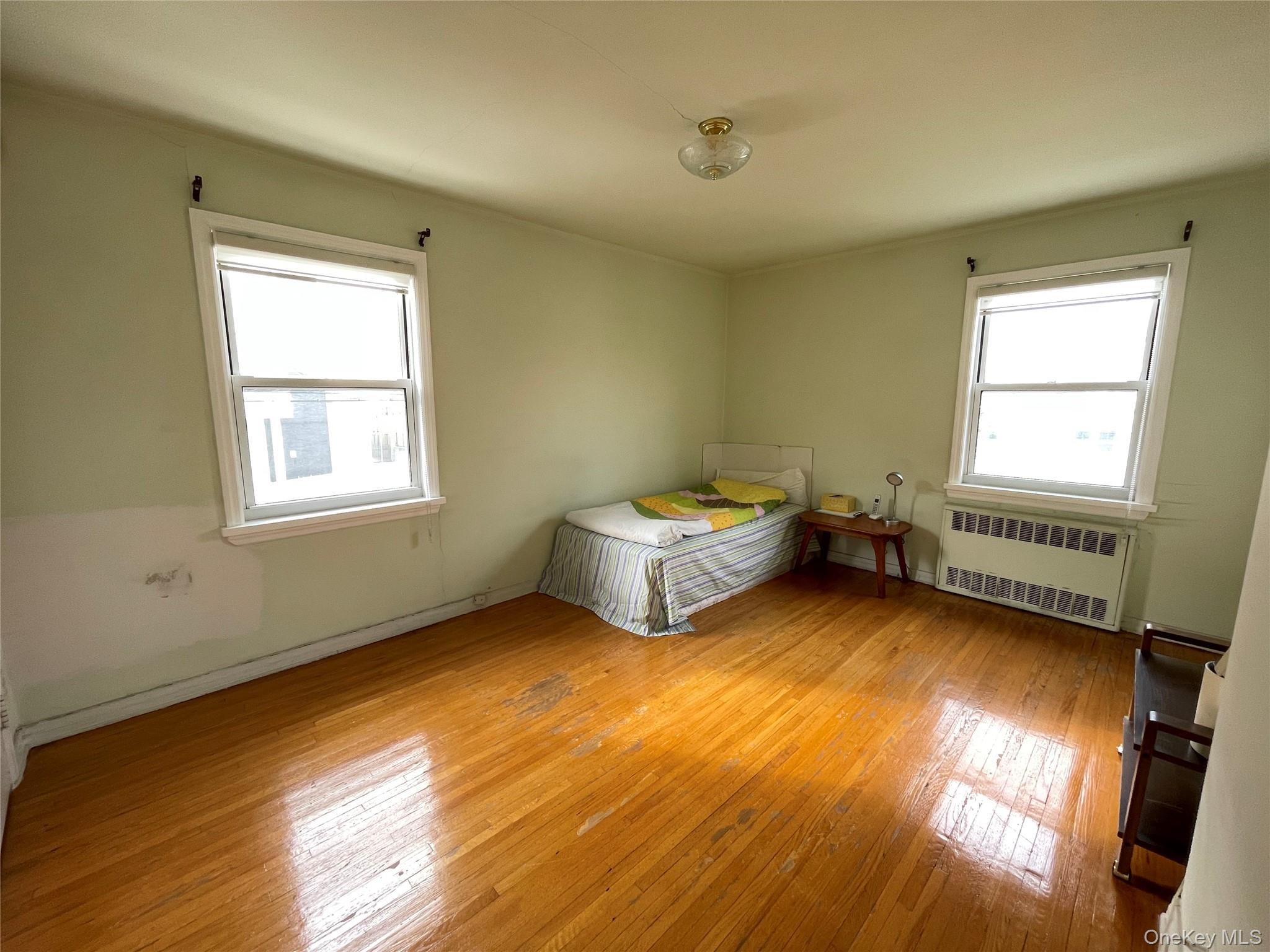 6152 149th Street, Flushing, NY 11367