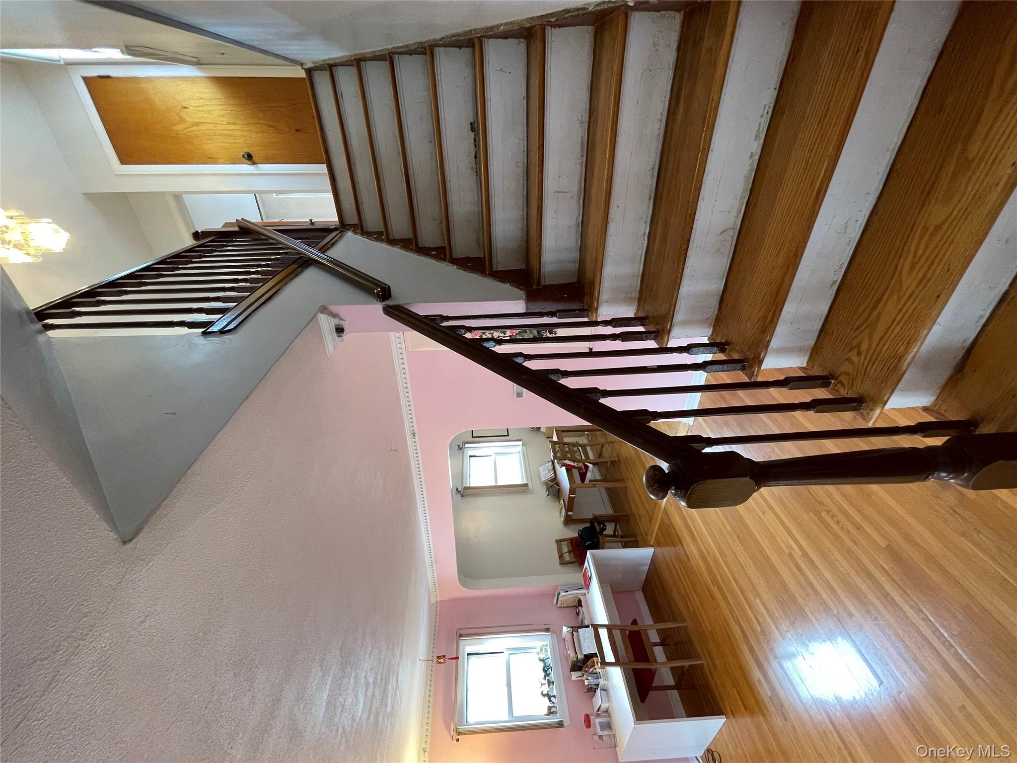 6152 149th Street, Flushing, NY 11367