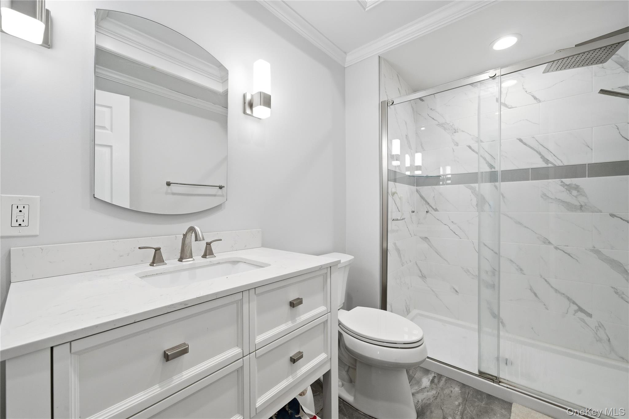 200 N Side Road, Wading River, NY 11792