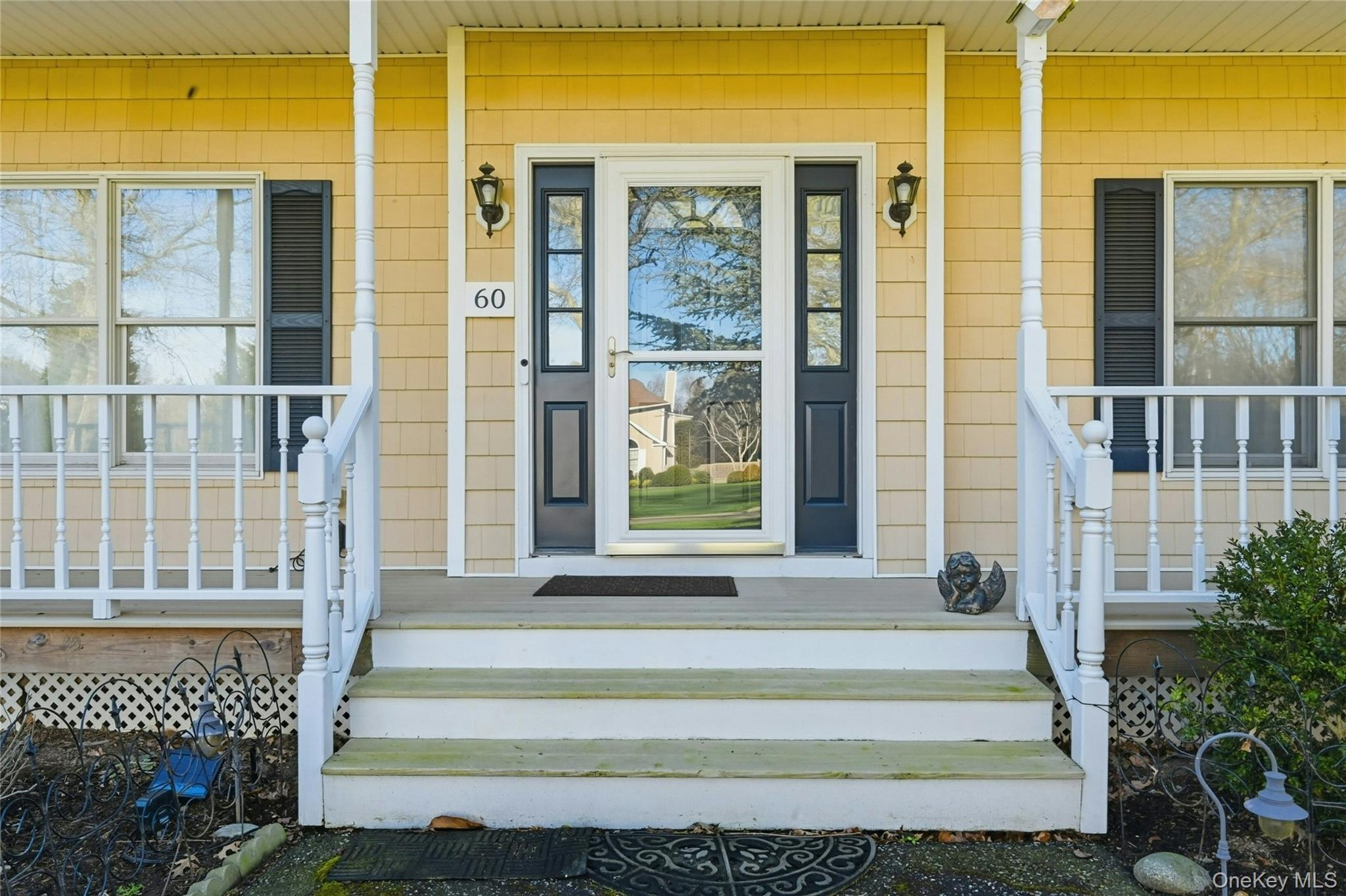 60 Water Terrace, Southold, NY 11971