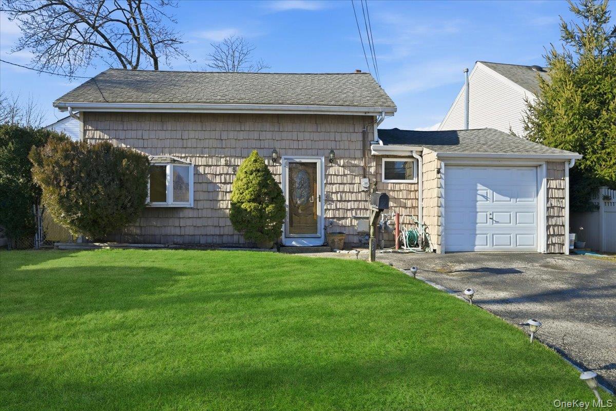 2522 Hewlett Lane, Bellmore, NY 11710