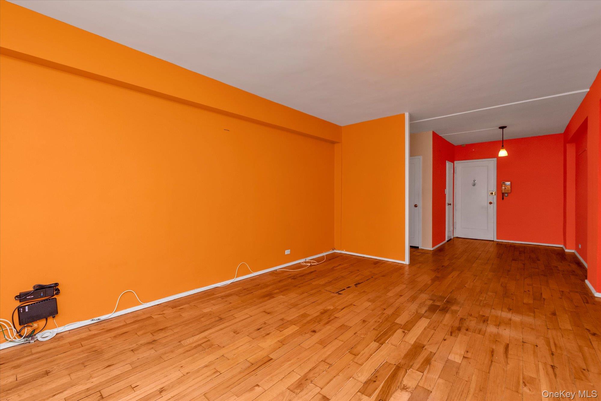 99-21 67 Road # 3A, Forest Hills, NY 11375