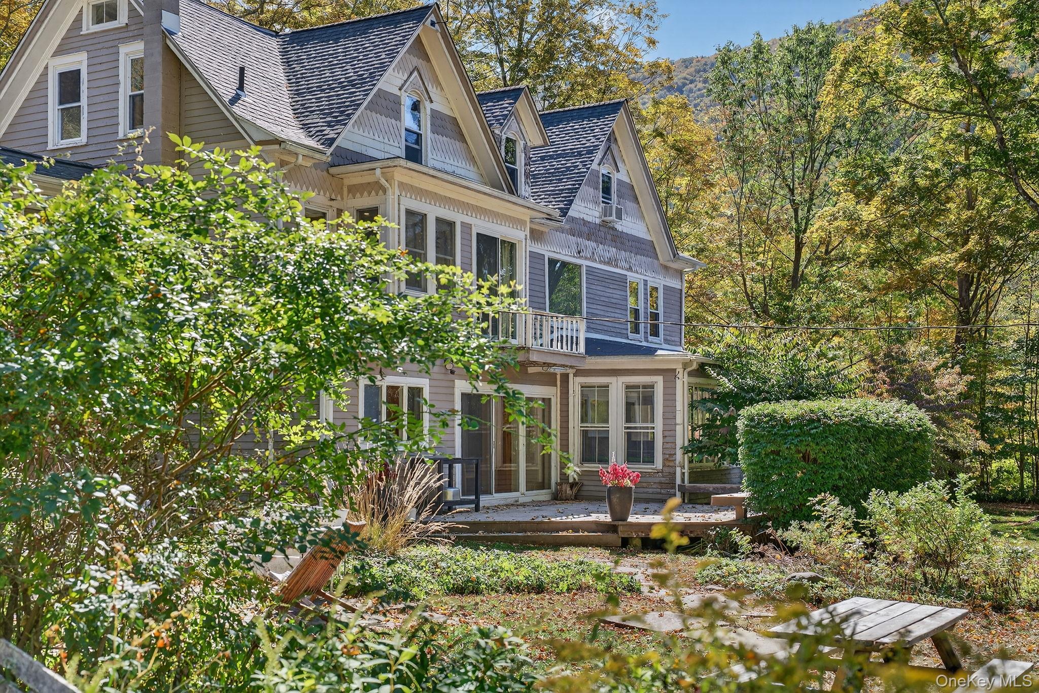 1739 NY-214, Hunter, NY 12442