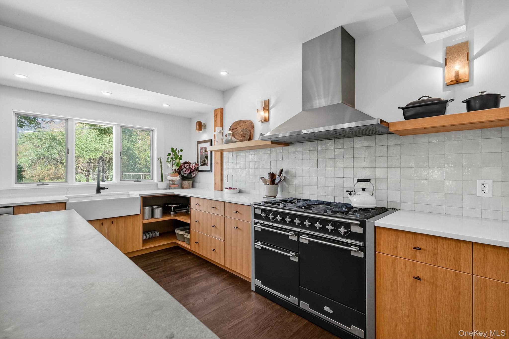 1739 NY-214, Hunter, NY 12442