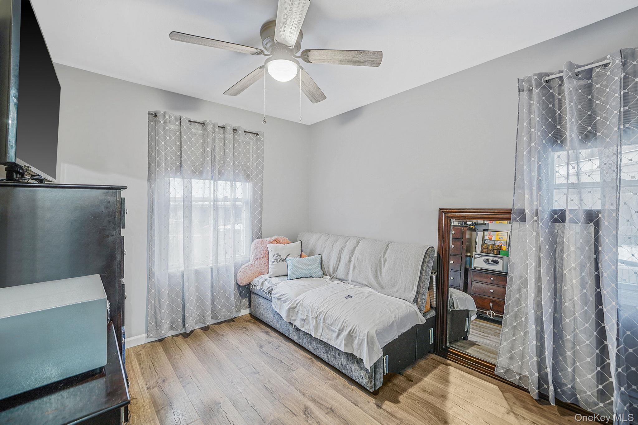 9 Maple Road, Middle Island, NY 11953