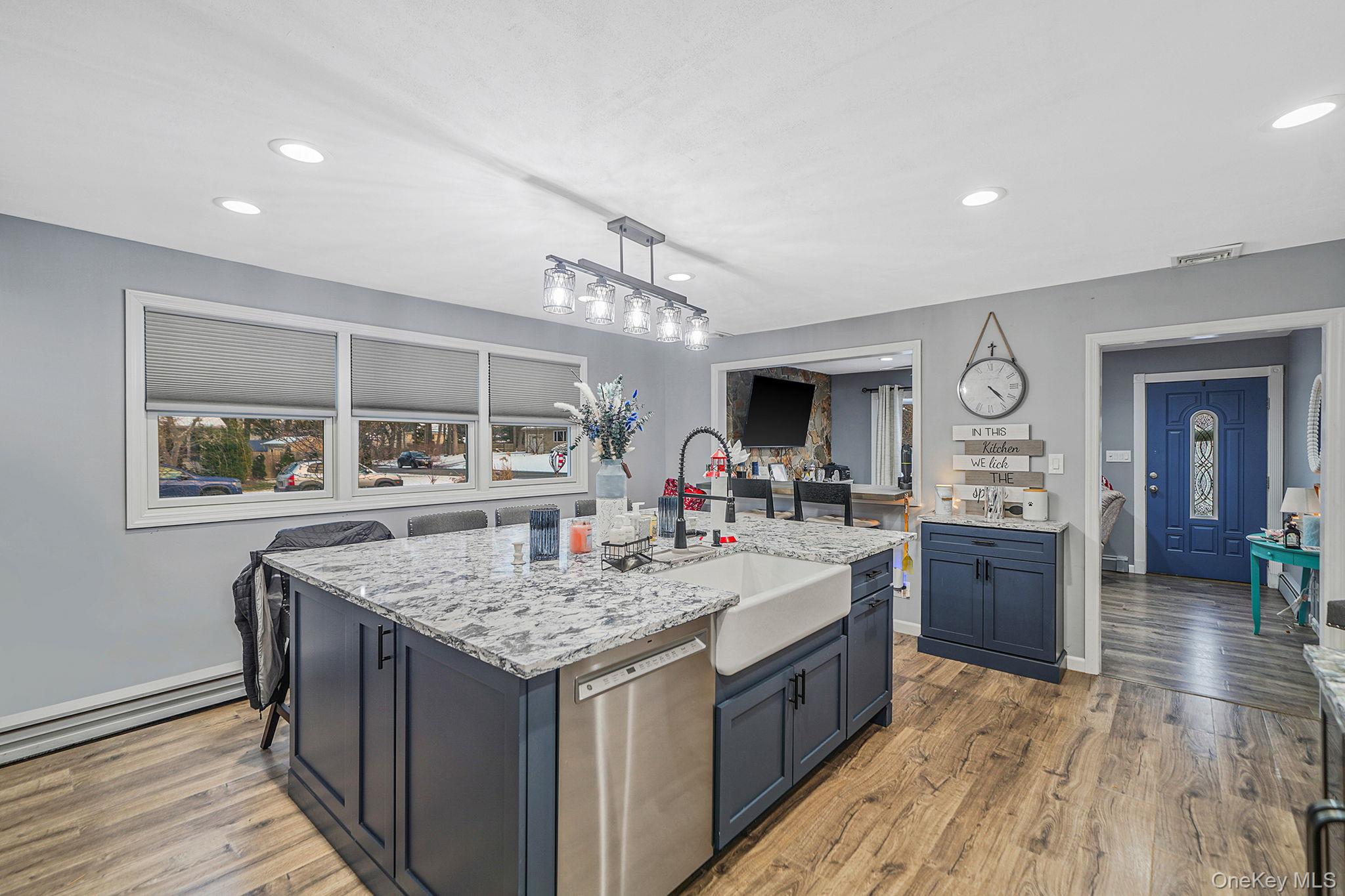 9 Maple Road, Middle Island, NY 11953