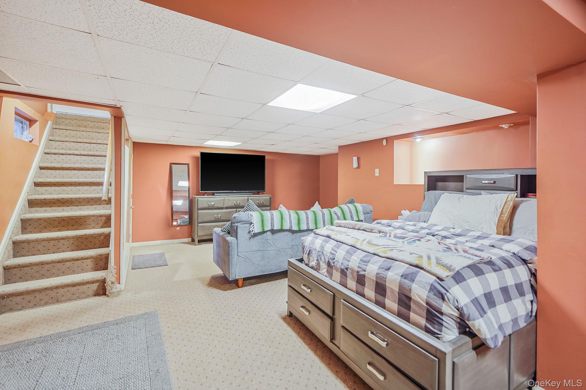 9 Maple Road, Middle Island, NY 11953