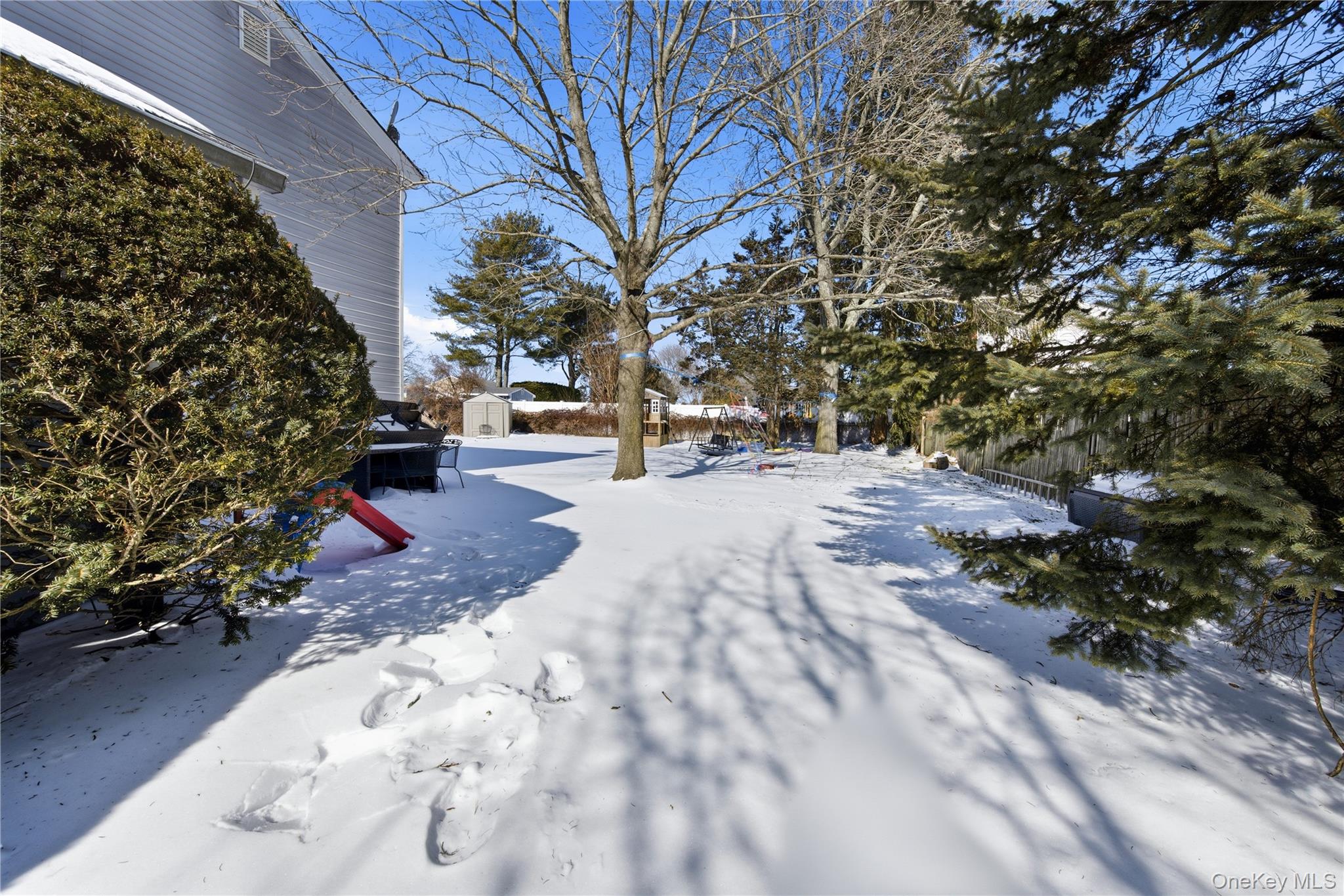 50 Rustic Avenue, Medford, NY 11763