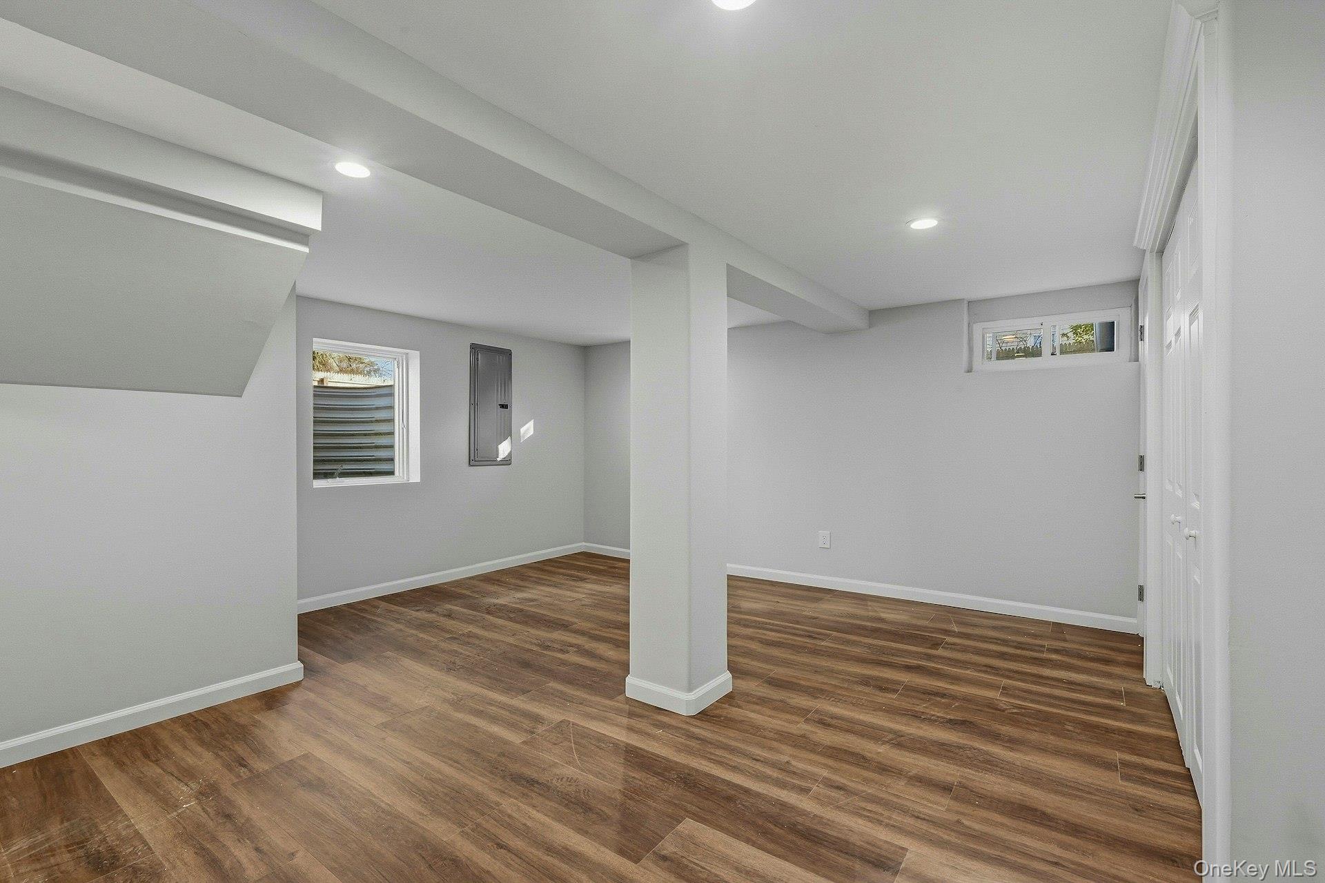 129 Lakeview Drive, Mastic Beach, NY 11951