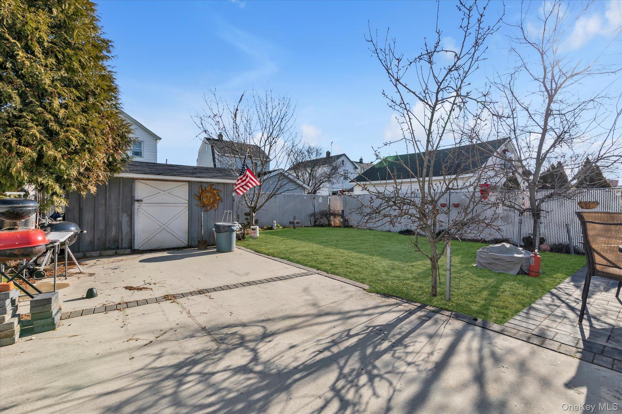 15 Eton Street, Valley Stream, NY 11581