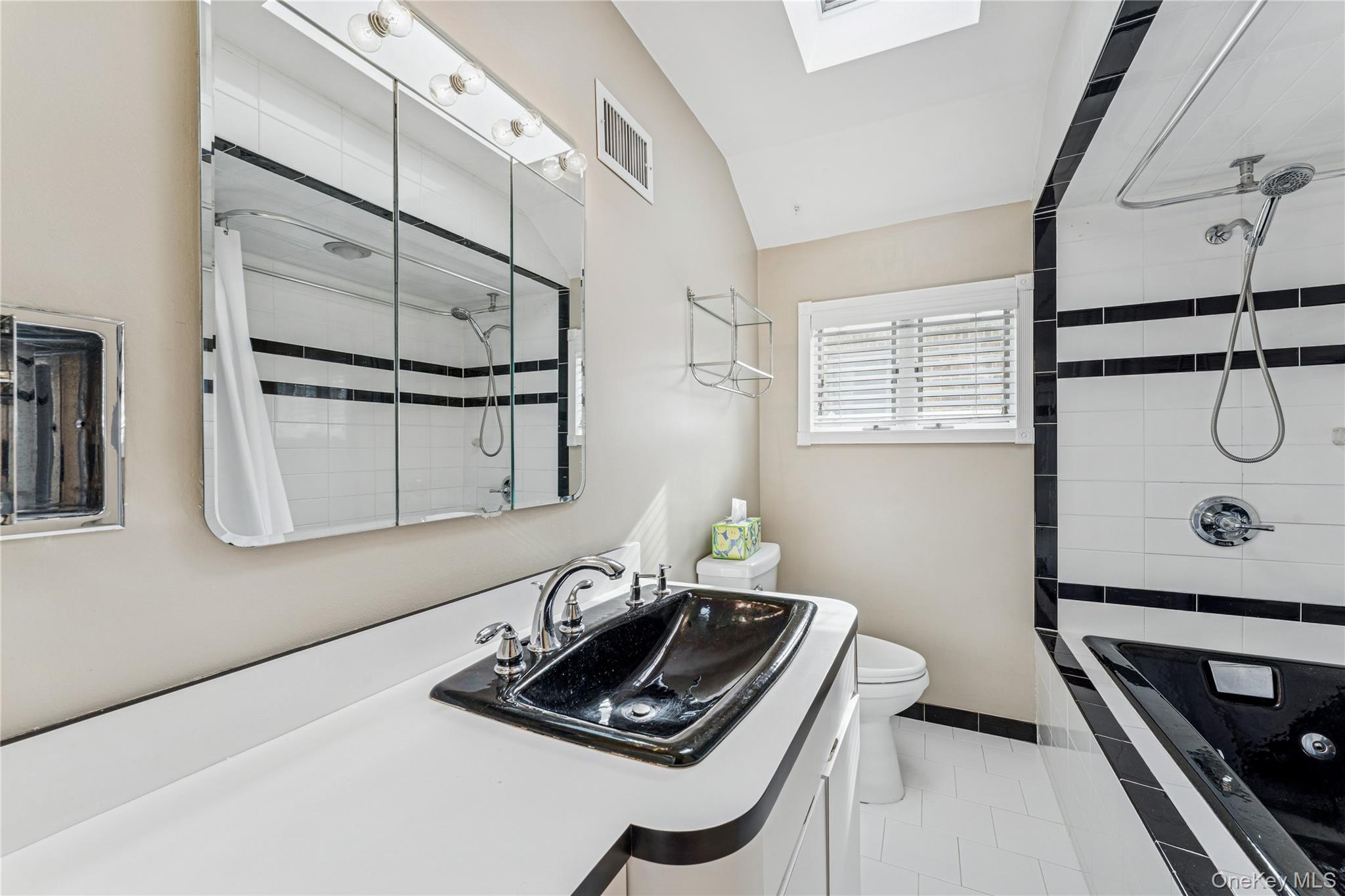 57-10 253rd Street, Little Neck, NY 11362