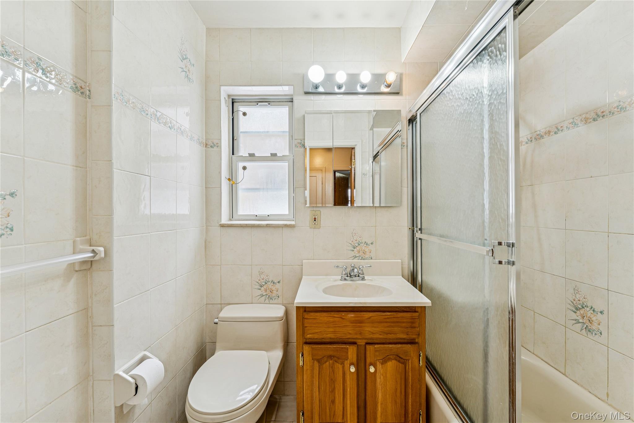 57-10 253rd Street, Little Neck, NY 11362