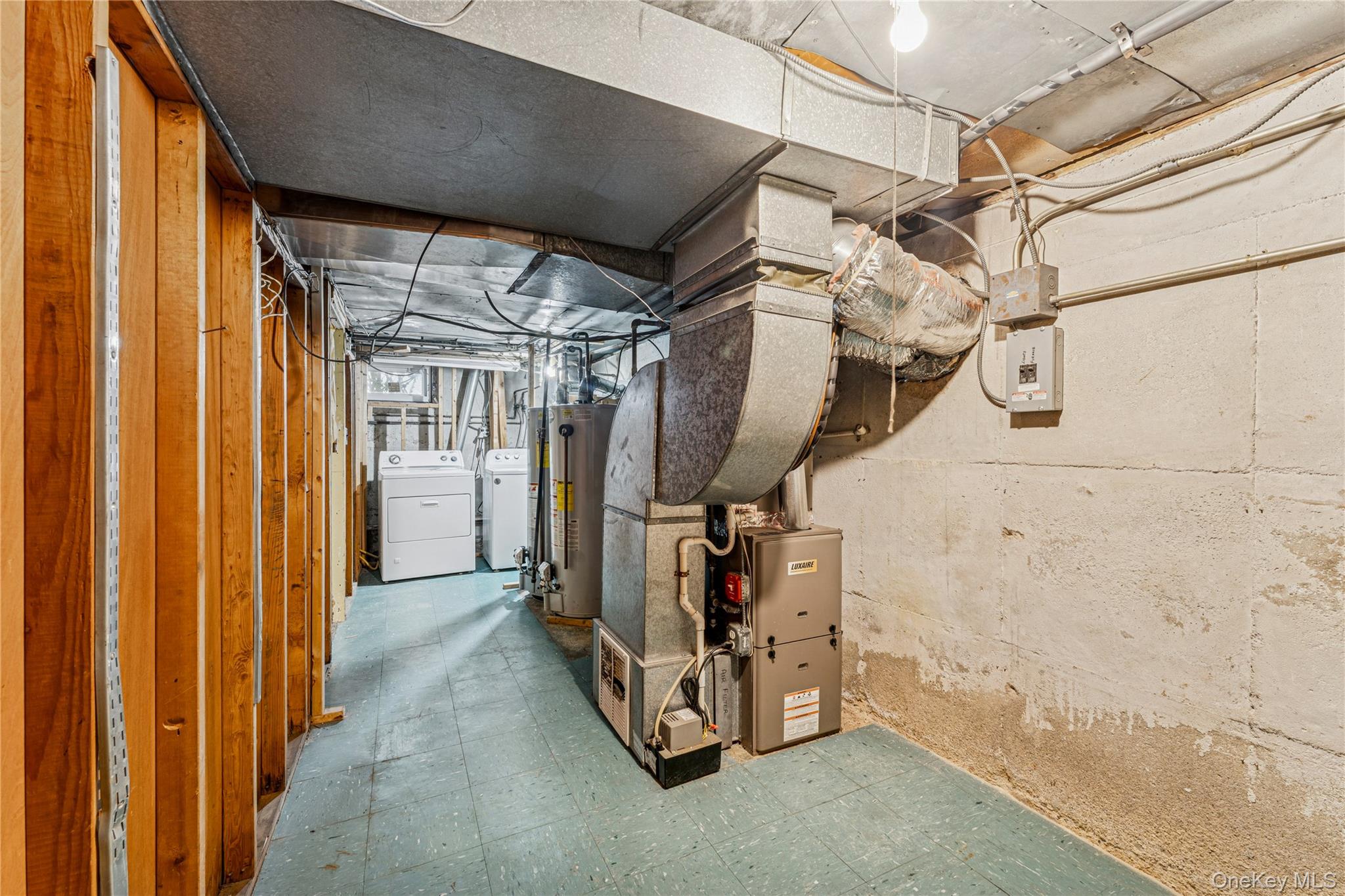 57-10 253rd Street, Little Neck, NY 11362