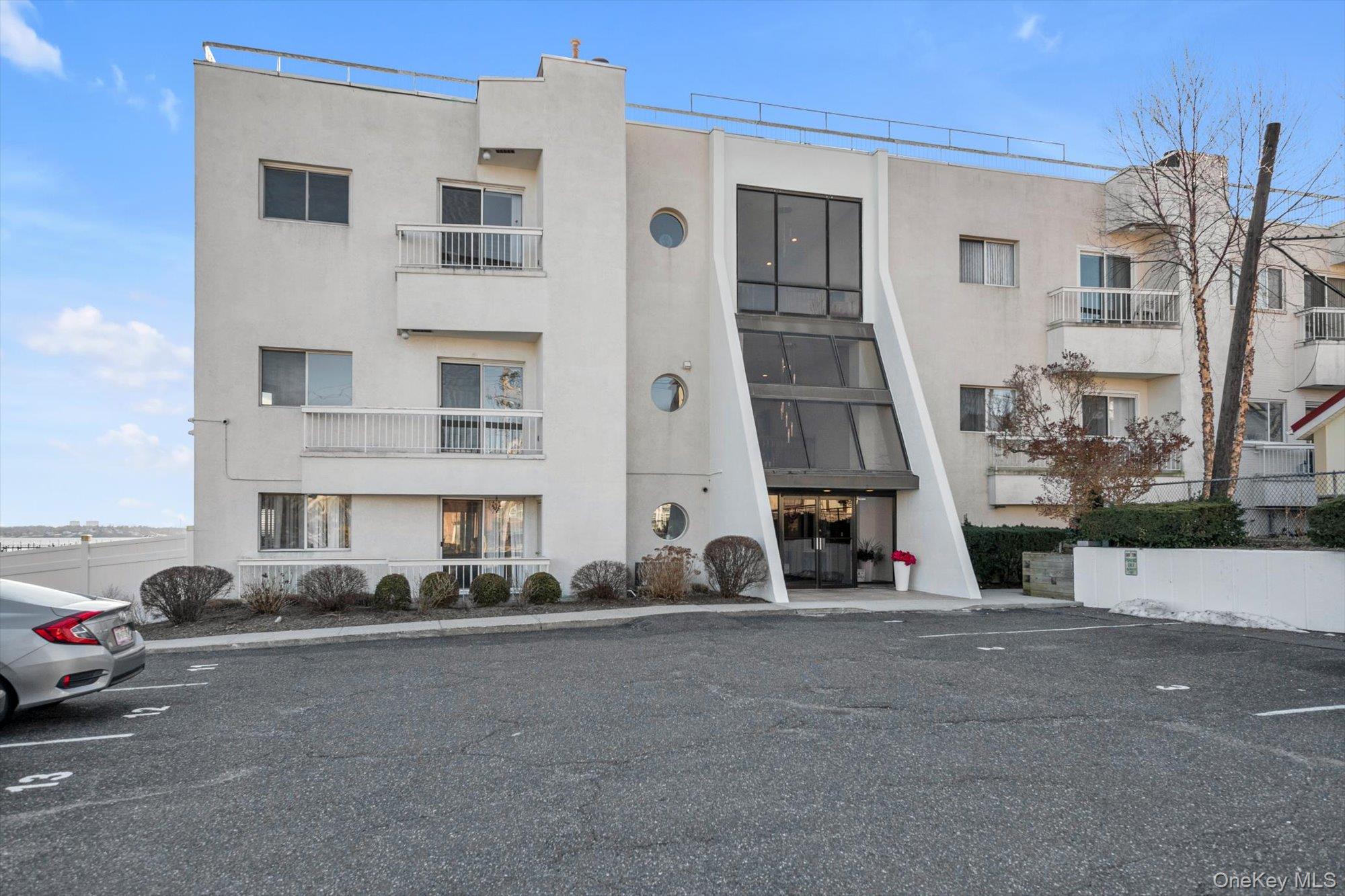 190 Schofield Street, Bronx, NY 10464