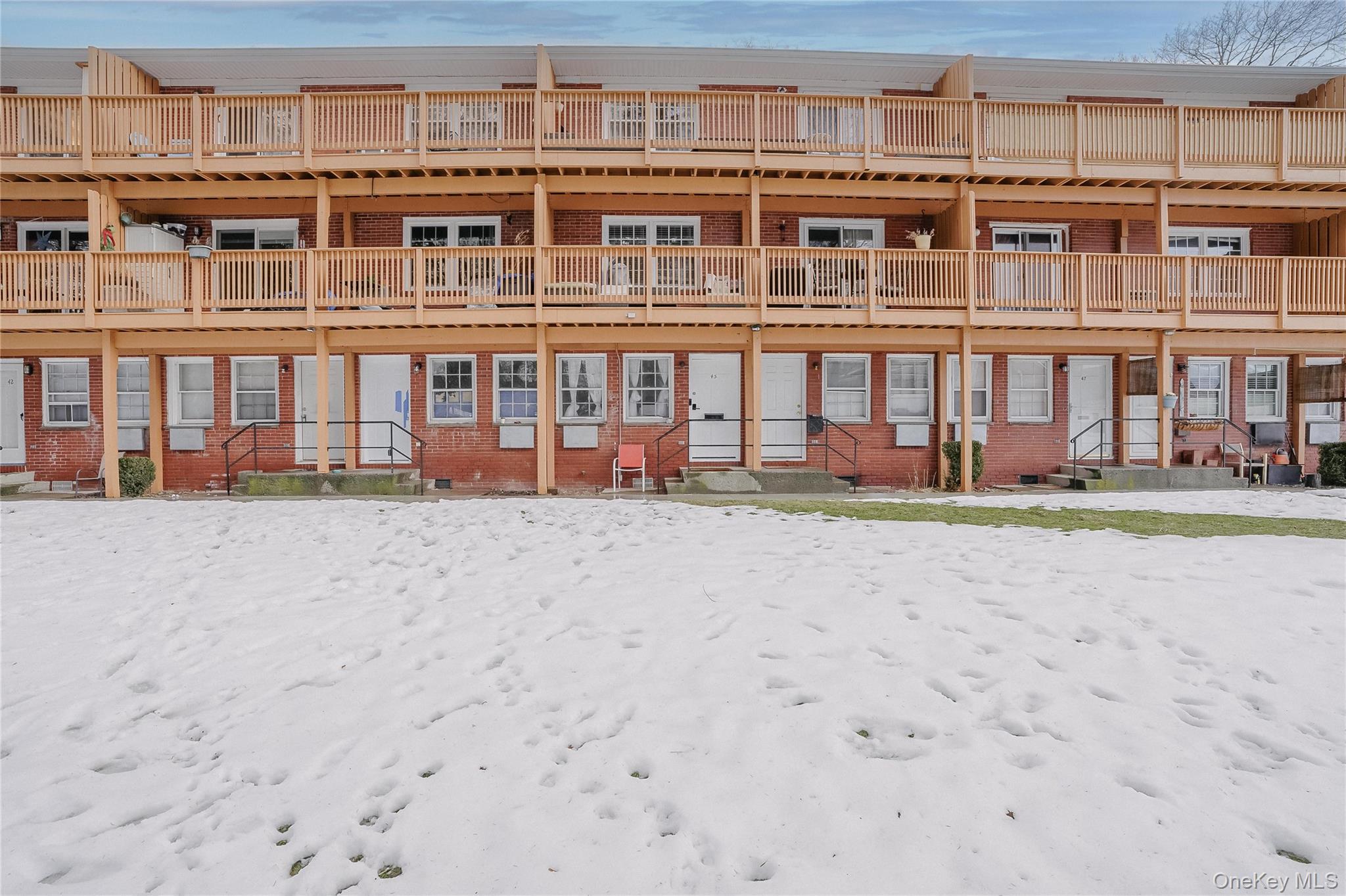 1 Huguenot Street # 45, New Paltz, NY 12561