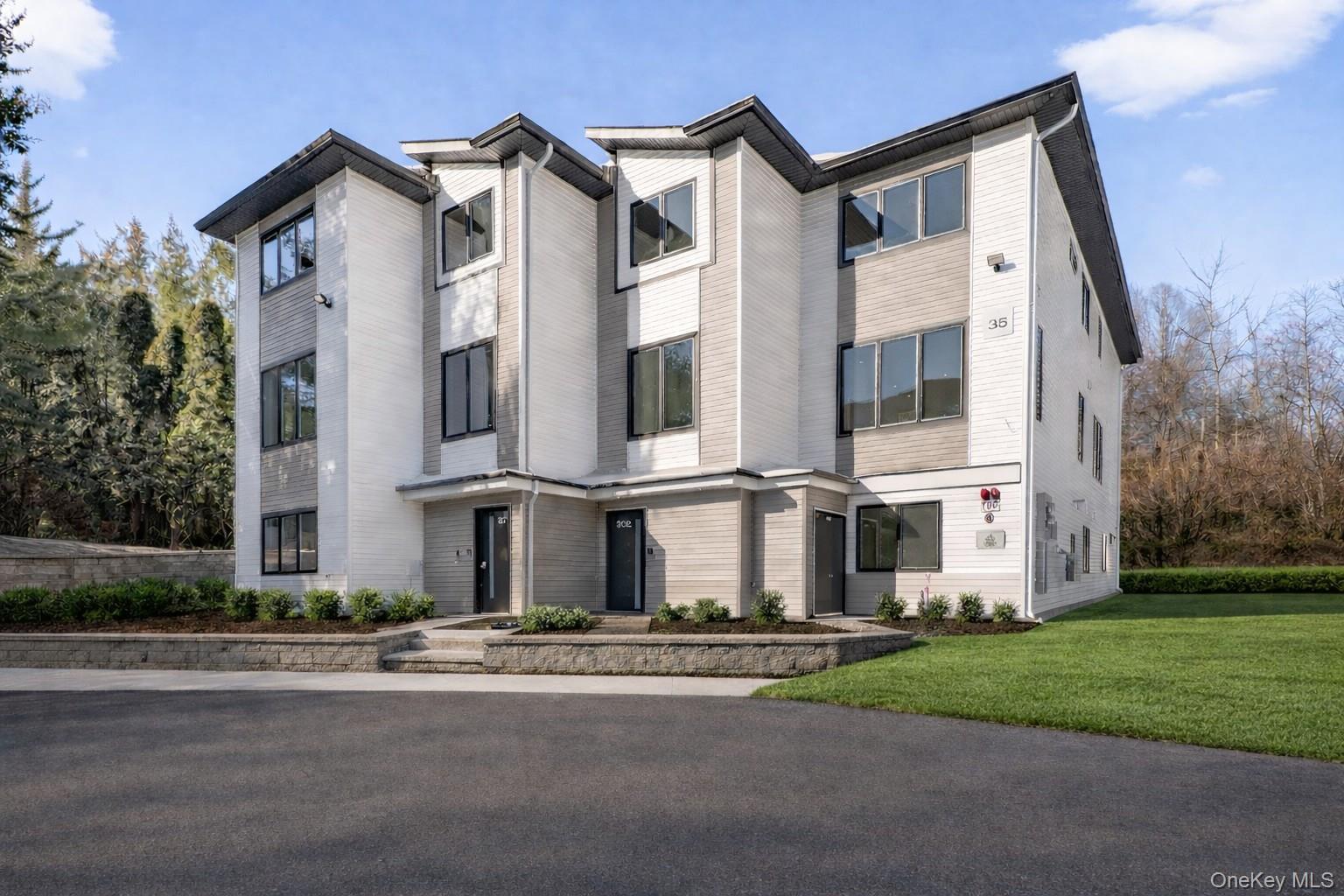 35 S Cole Avenue # 201, Spring Valley, NY 10977