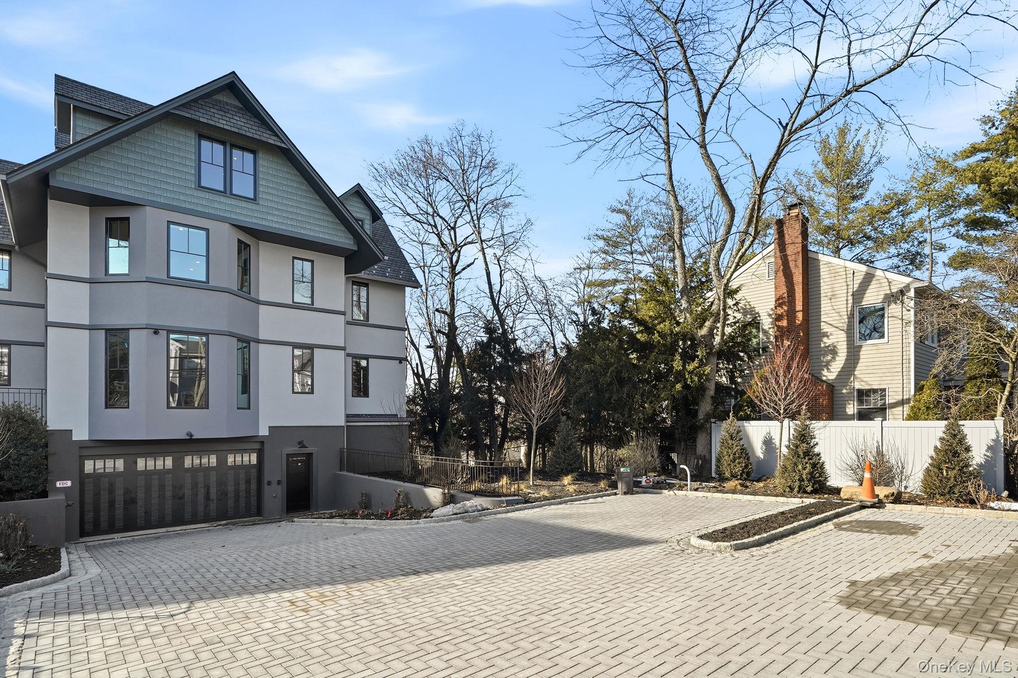 34 Clinton Avenue # 3, Dobbs Ferry, NY 10522