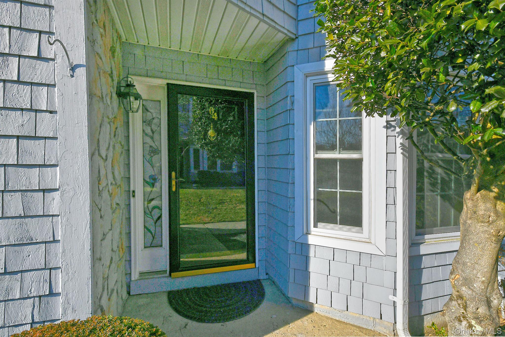 104 Lakebridge Drive N, Kings Park, NY 11754