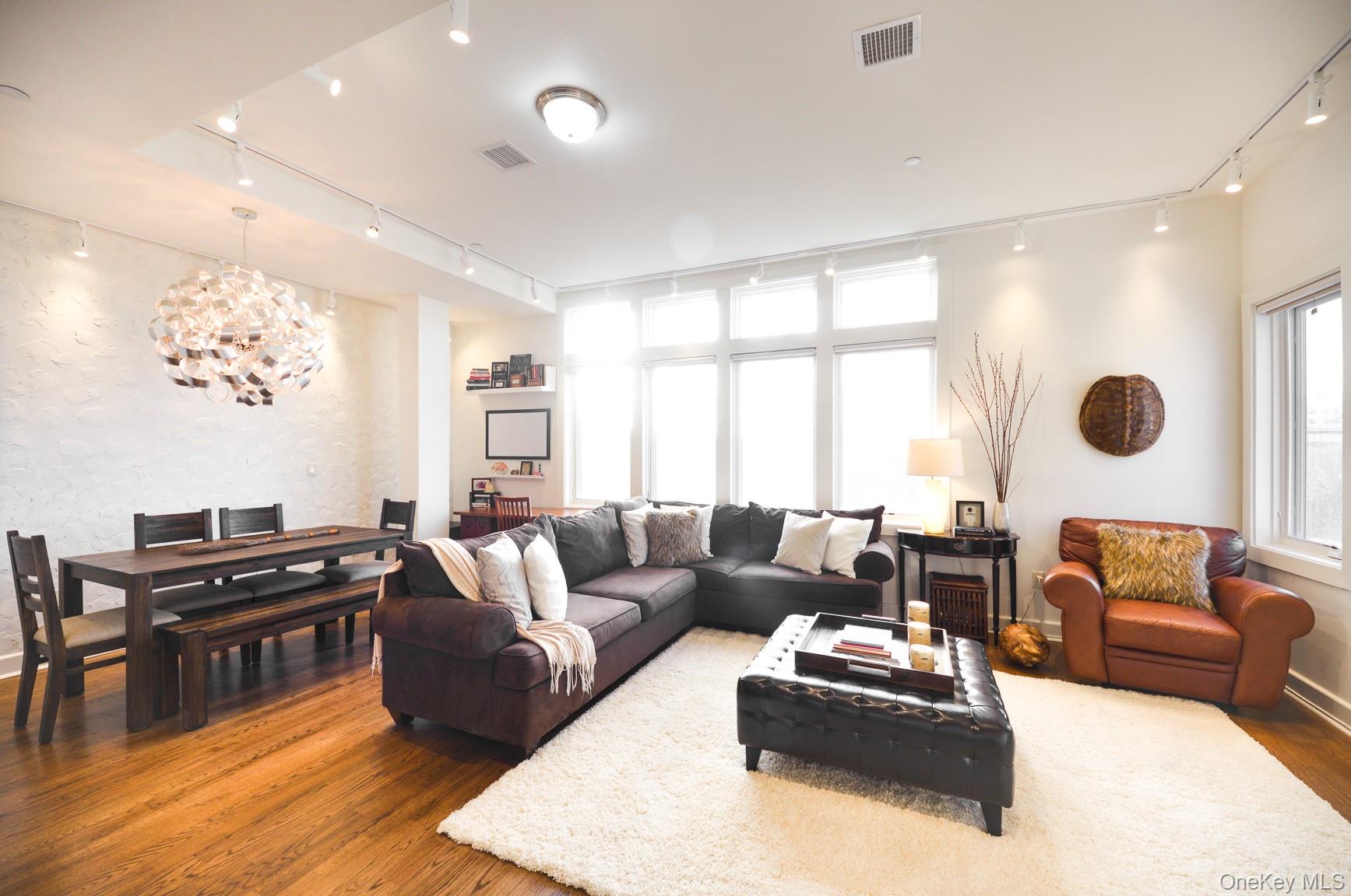 90 Bay Street Landing # 8D, Staten Island, NY 10301