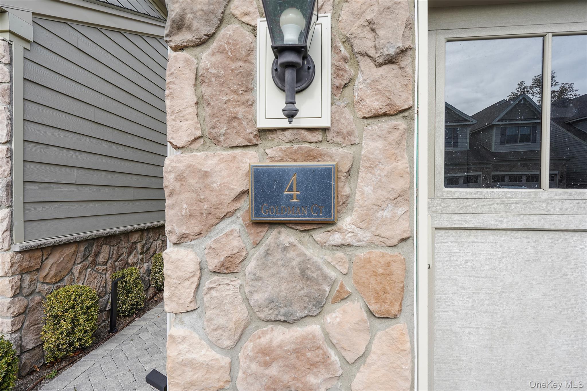 4 Goldman Court, Cortlandt Manor, NY 10567
