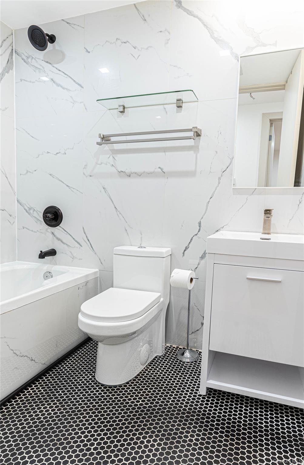 282 E 38th Street, Brooklyn, NY 11203