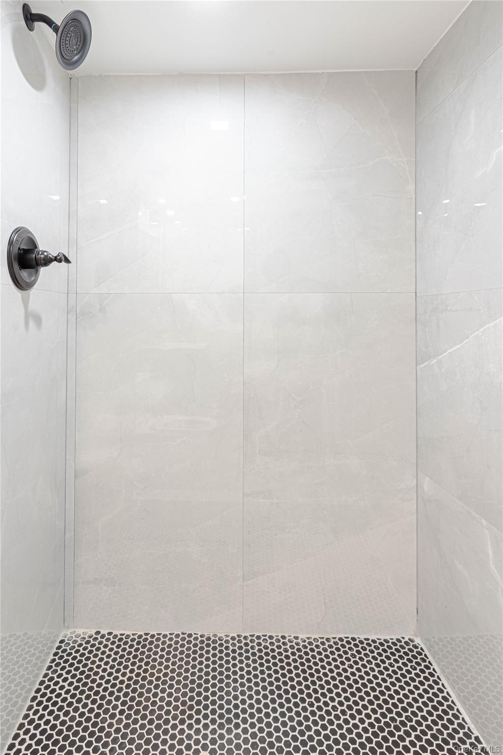 282 E 38th Street, Brooklyn, NY 11203