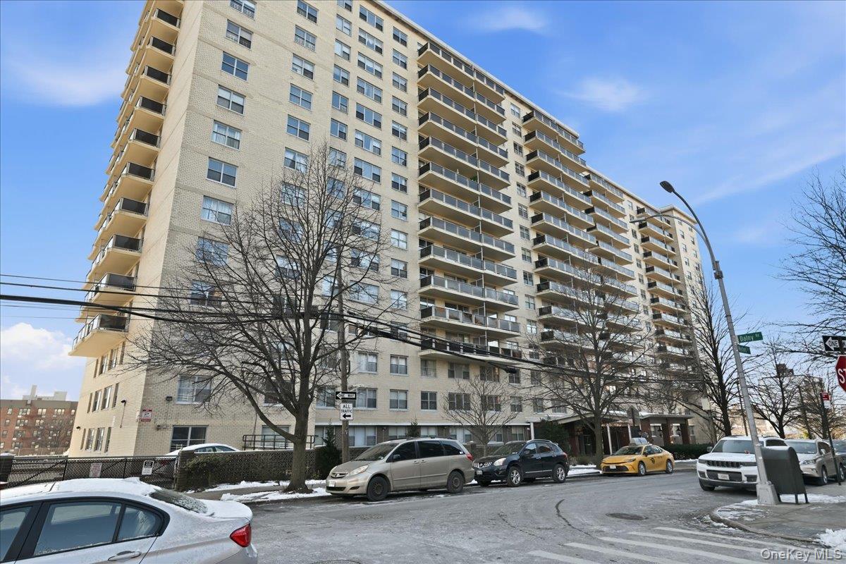 175-20 Wexford Terrace # 14U, Jamaica Estates, NY 11432