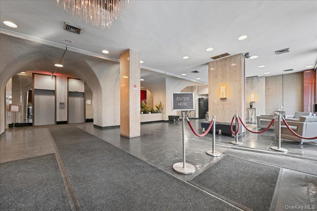 175-20 Wexford Terrace # 14U, Jamaica Estates, NY 11432