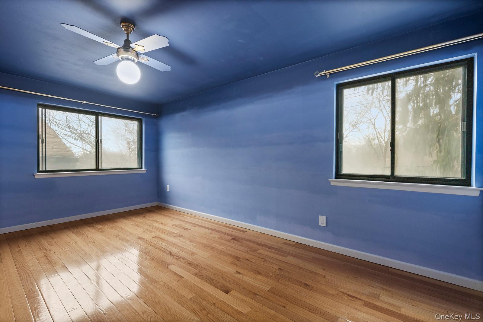 2 Cricket Club Drive, Roslyn, NY 11576